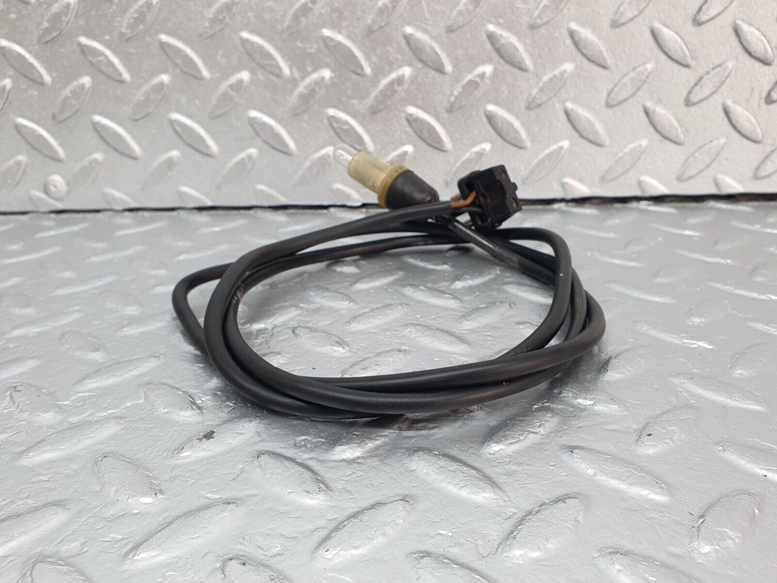 43005 Mercedes-Benz W201 190 Front Wing Indicator Cable Wire 1249971881