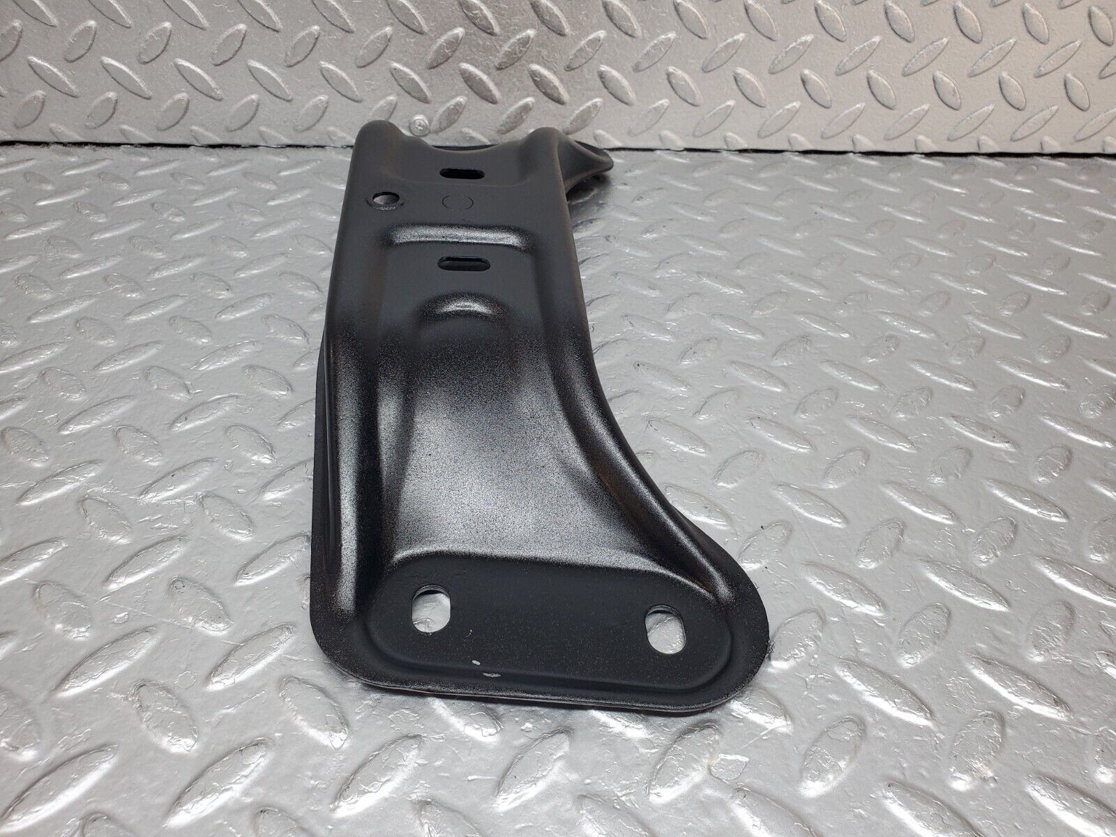 45014 Mercedes-Benz R129 300SL Coupe Gearbox Mount Bracket