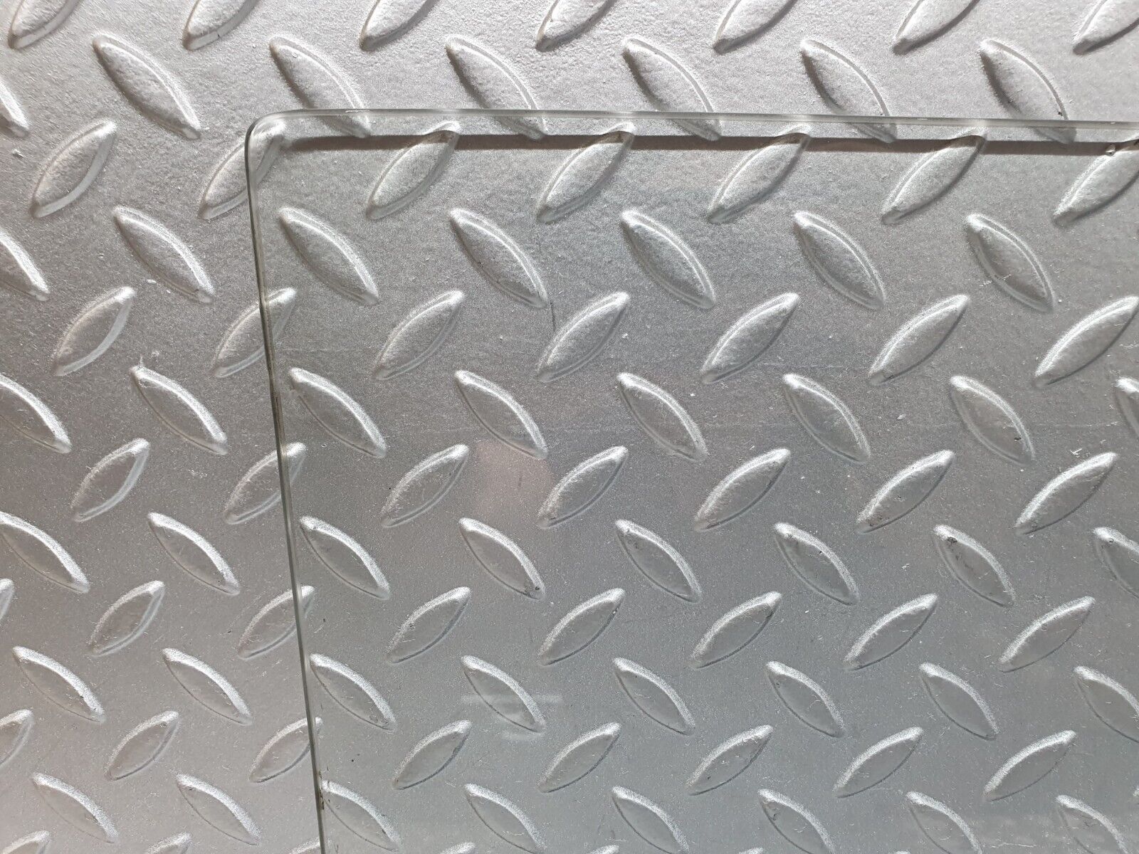 43219 Mercedes-Benz W108 280SE Front Left Door Window Glass