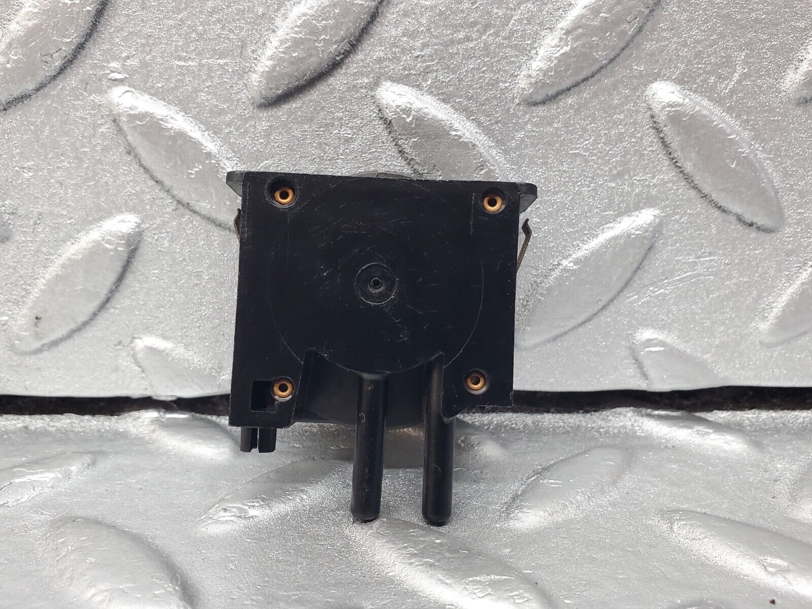 45665 Mercedes-Benz W126 420SE Headlight Level Switch 1268000073 0307650106