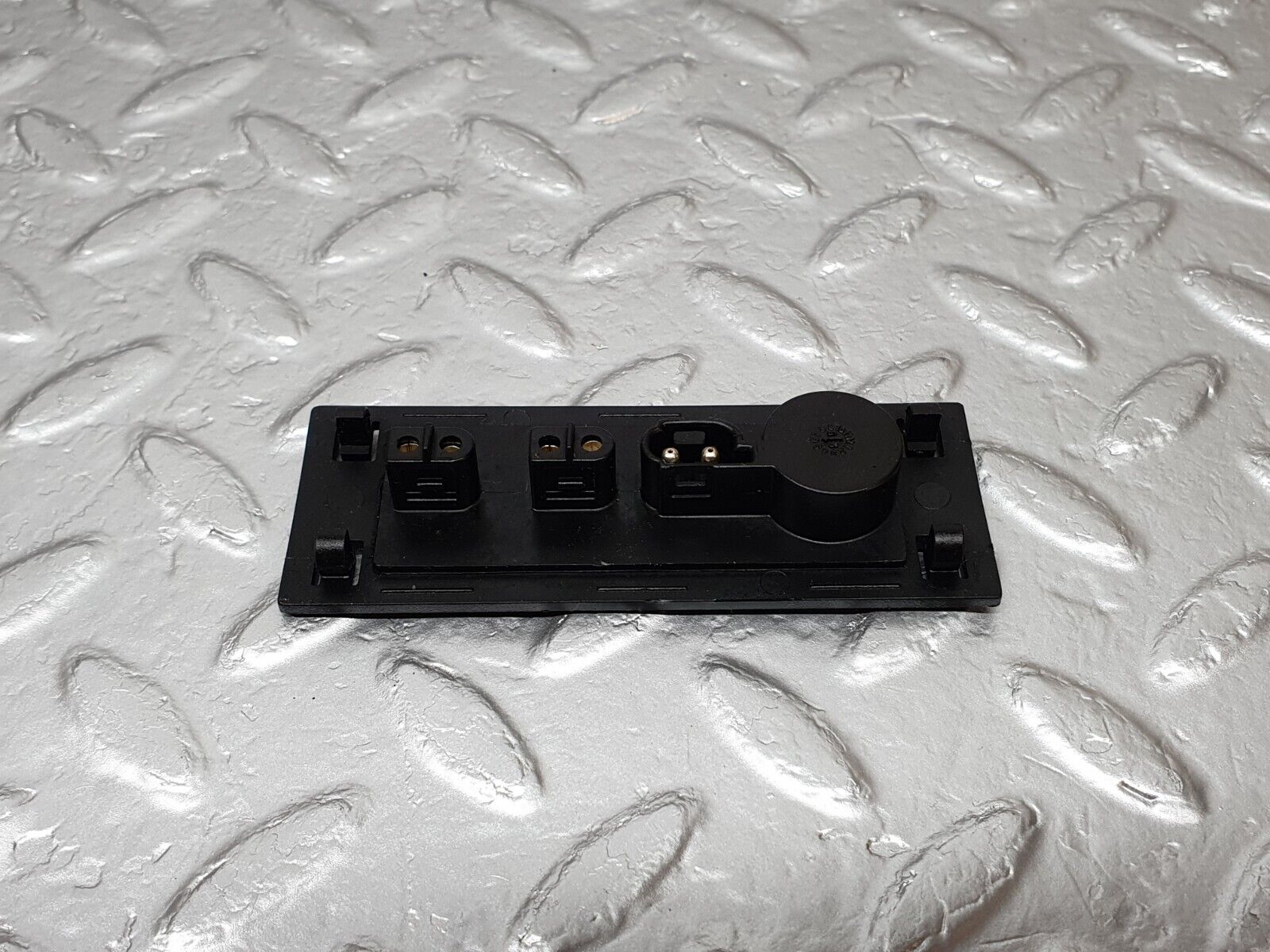 42528 Mercedes-Benz R129 320SL Coupe Windscreen Washer Nozzle Connector 1268201111