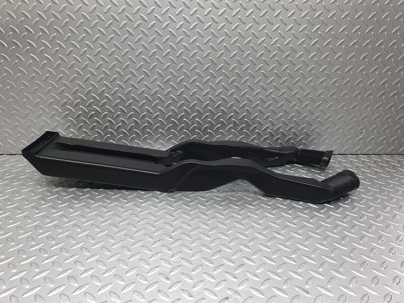 43503 Mercedes-Benz C126 380SEC Coupe Air Duct Heating Pipe 1268310646