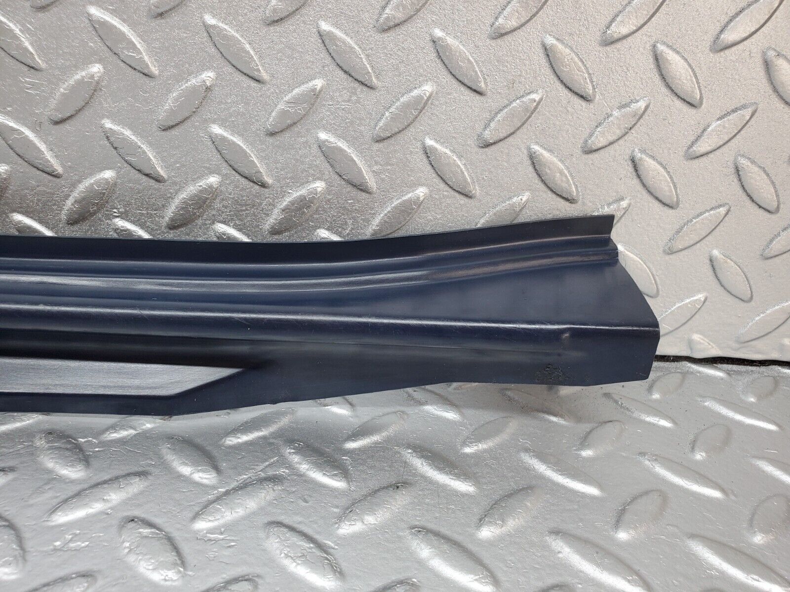 45121 Mercedes-Benz R129 300SL Coupe Right Door Sill Trim Blue 1297271088