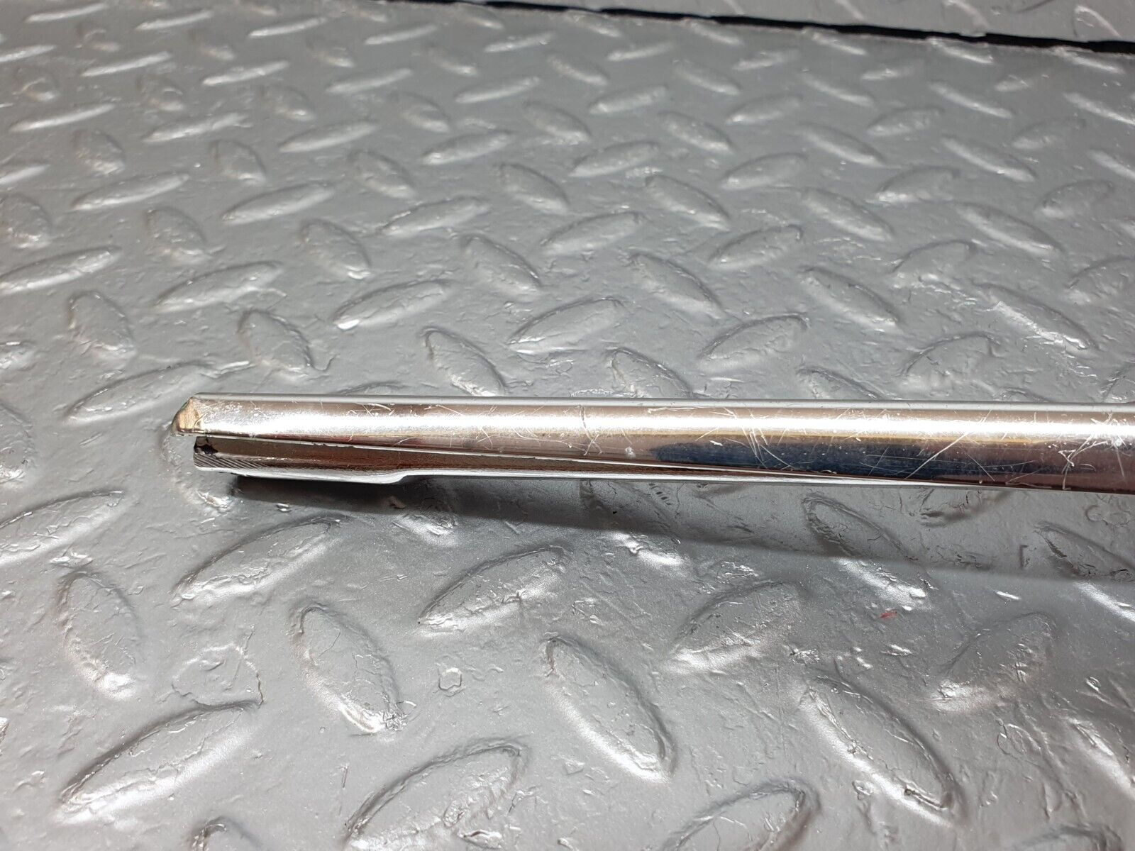 43211 Mercedes-Benz W108 280SE Front Right Door Window Chrome Channel