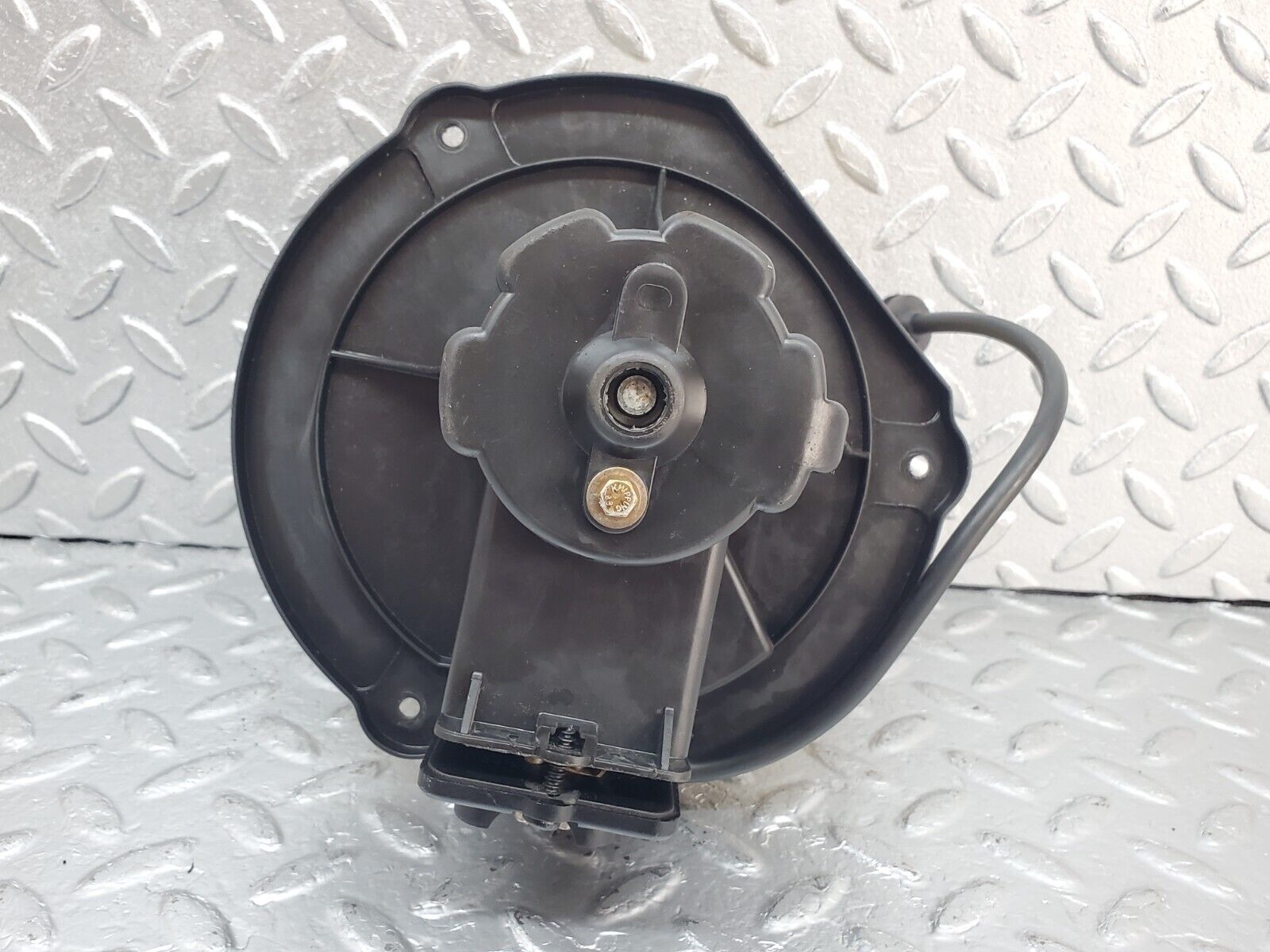 44423 Mercedes-Benz W123 280E Heater Blower Motor