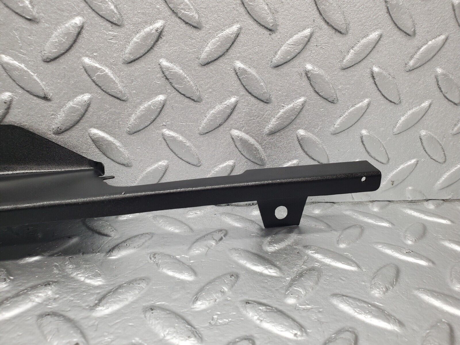 46569 Mercedes-Benz C123 280CE Coupe Rear Left Window Channel Support Bracket