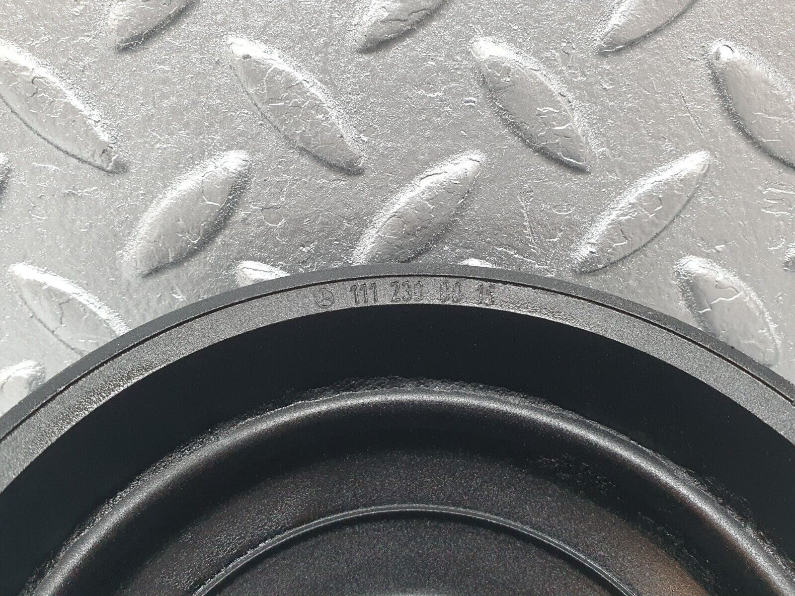 42469 Mercedes-Benz R129 320SL Coupe Power Steering Pump Pulley 1112300015