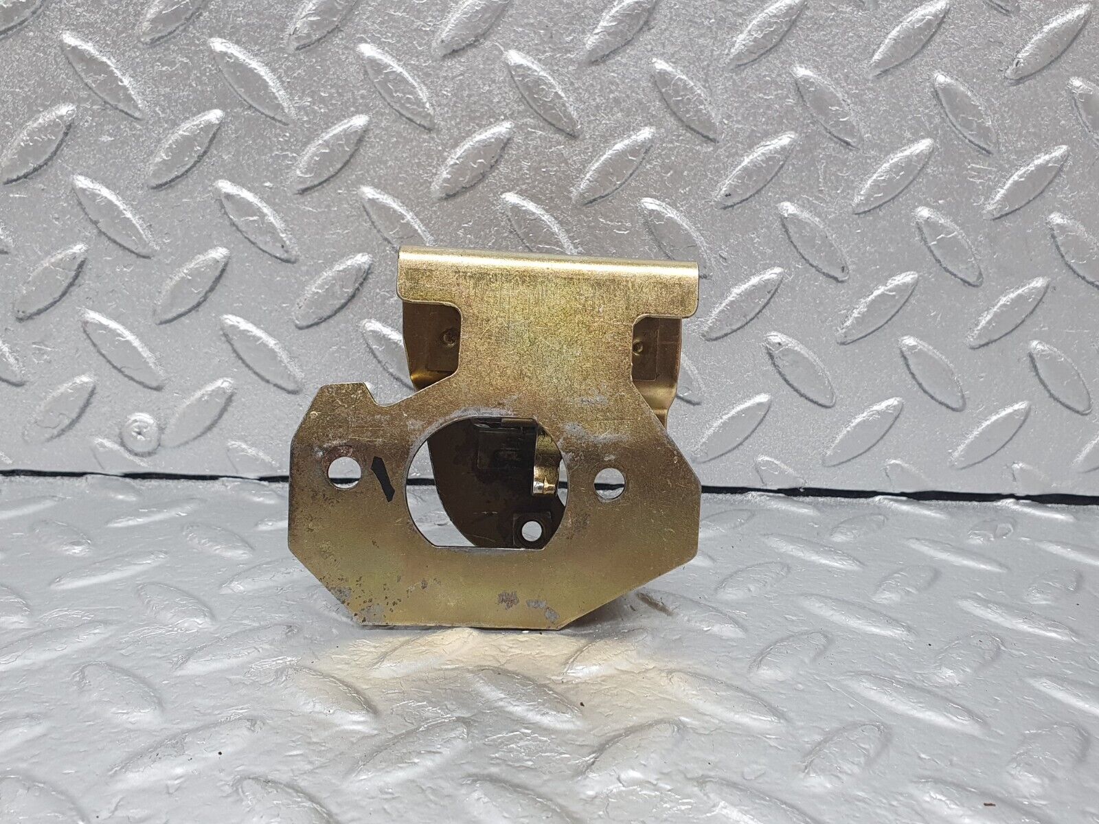 43525 Mercedes-Benz C126 380SEC Coupe Trunk Lock Latch 1267501885