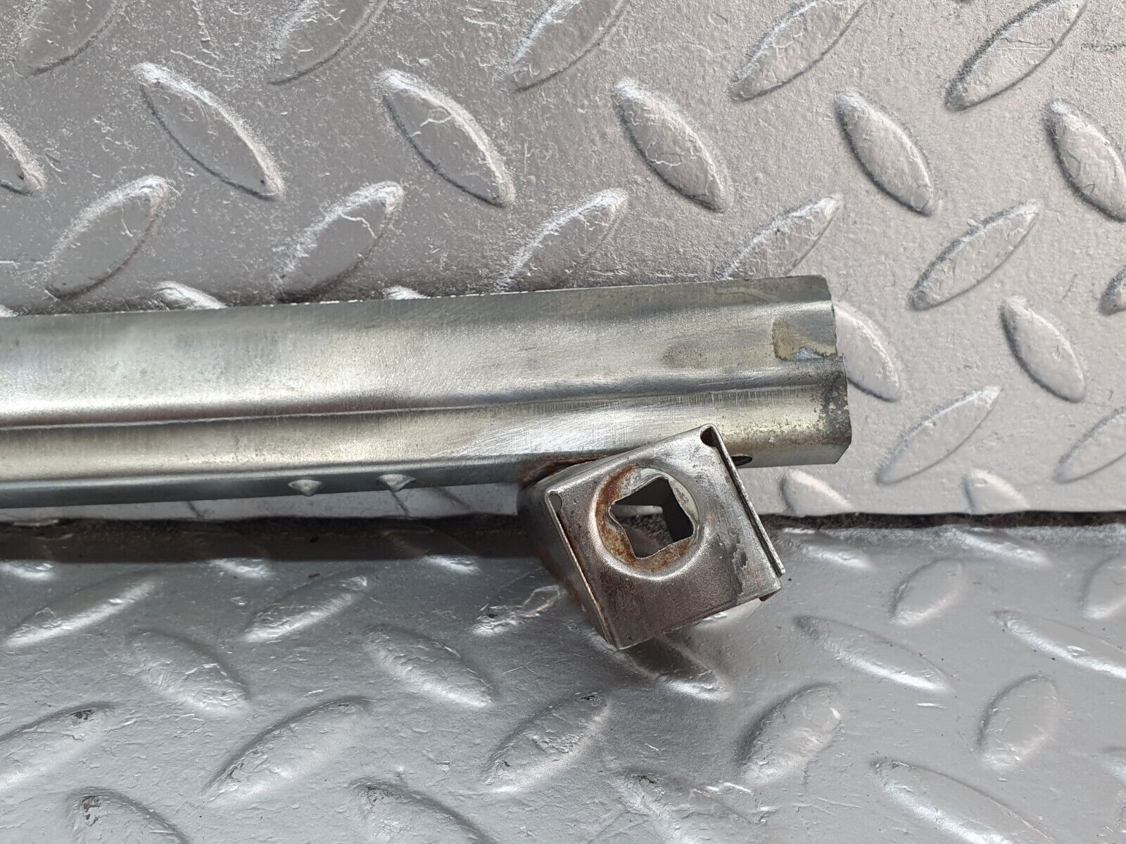 43195 Mercedes-Benz W108 280SE Rear Right Door Window Channel