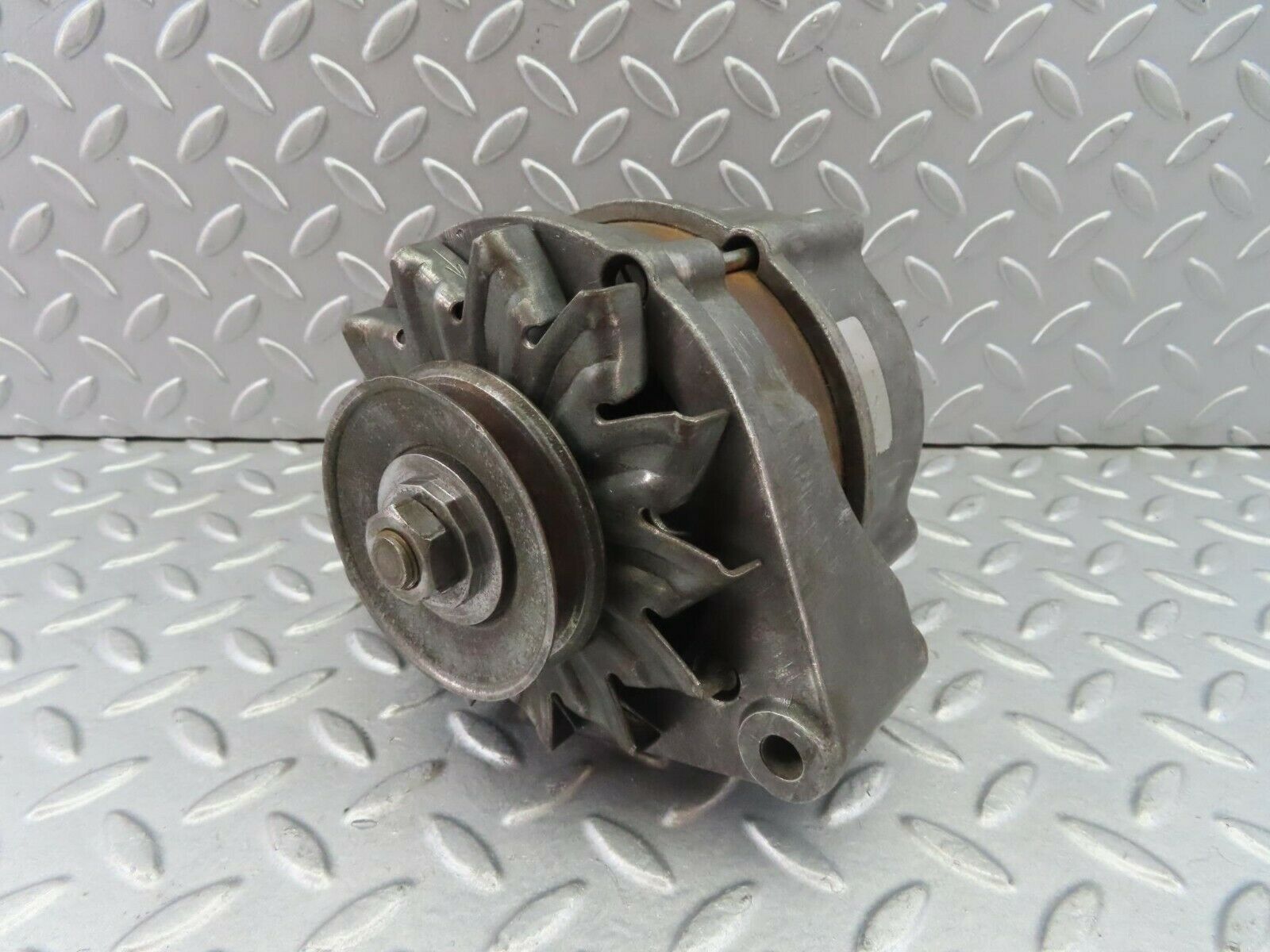 8544 Mercedes-Benz R107 Alternator Generator 0120400600