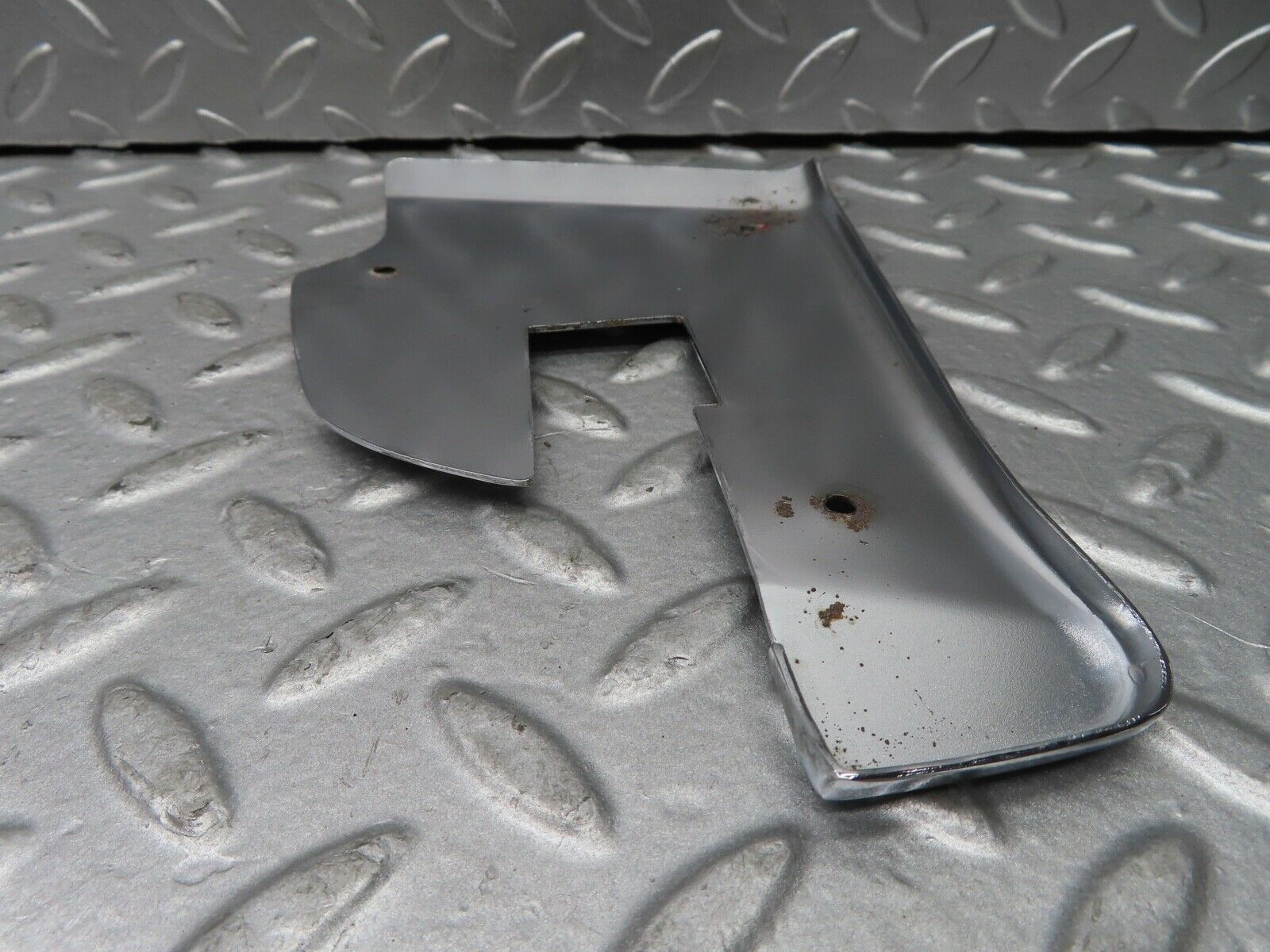 20514 Mercedes-Benz R107 450SL Left Door Chrome Cover