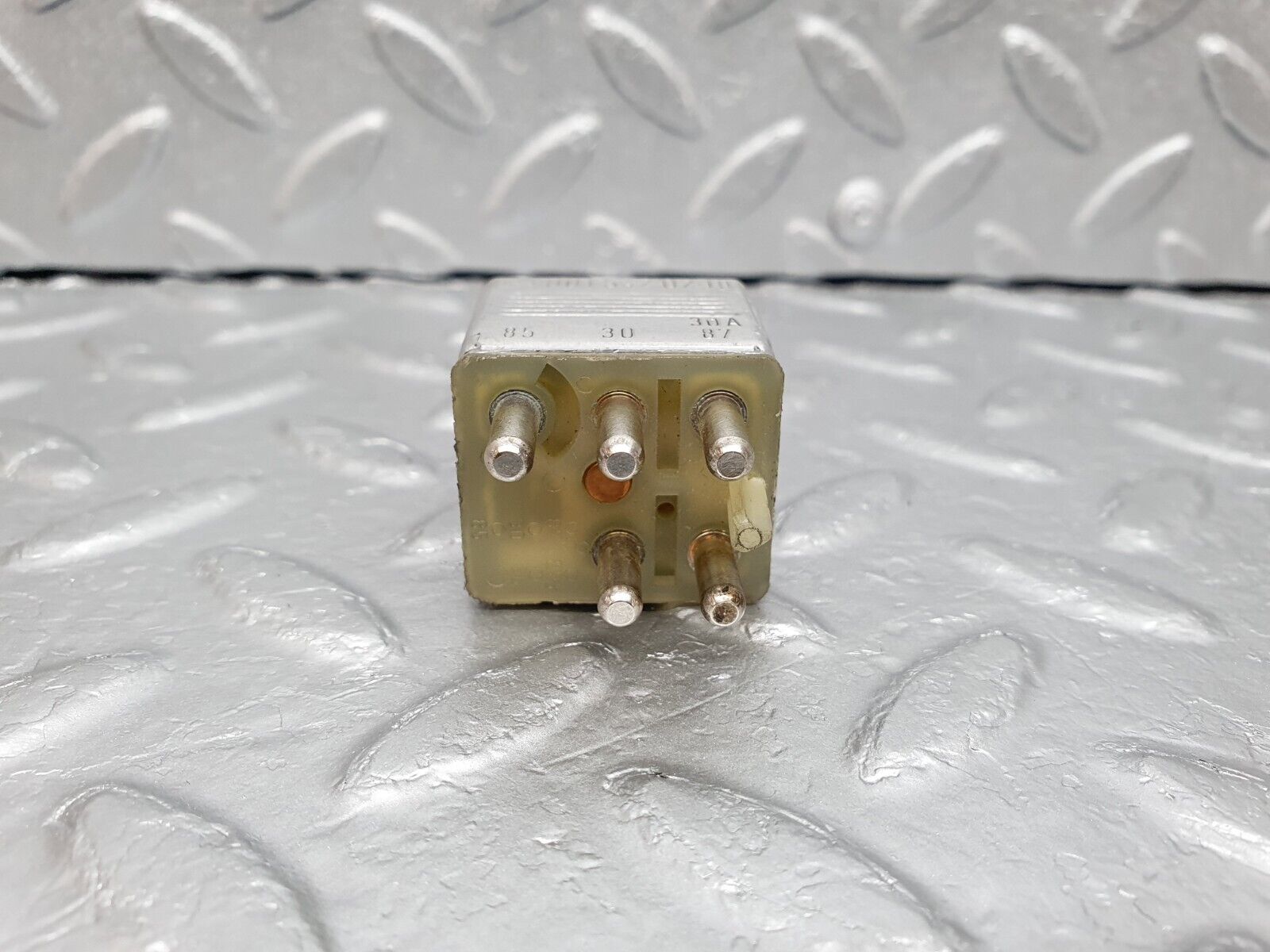 41642 Mercedes-Benz W124 200E Multi Purpose Relay 0015420219