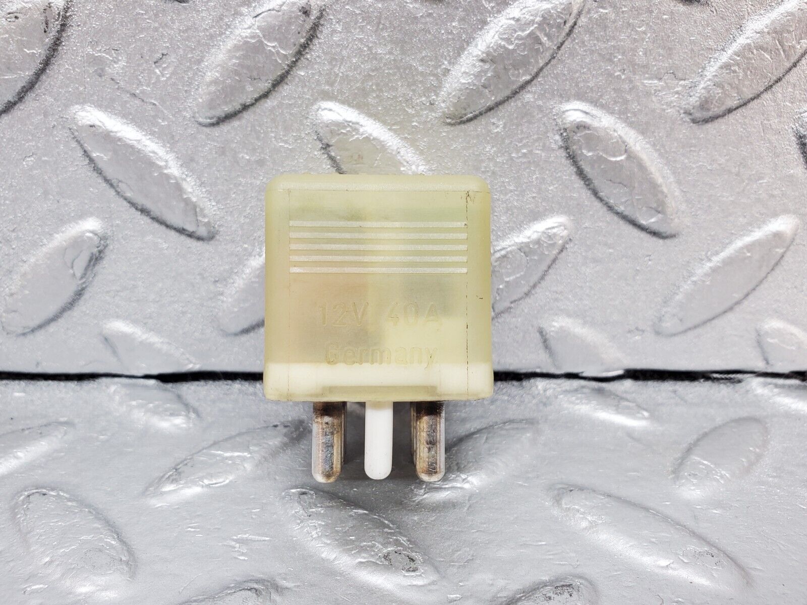 44945 Mercedes-Benz R129 300SL Coupe Door Window Control Relay 0015427819