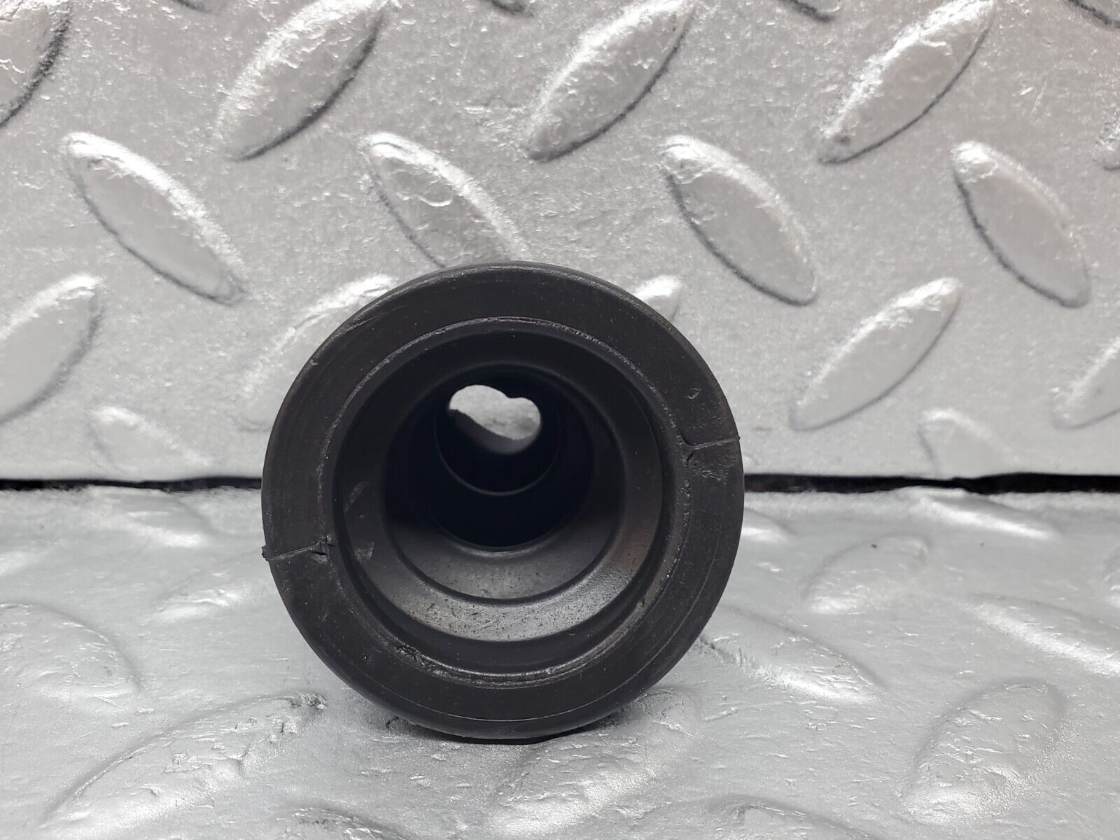 45851 Mercedes-Benz W126 420SE Brake Servo Vacuum Pipe Rubber Cover 1269971781