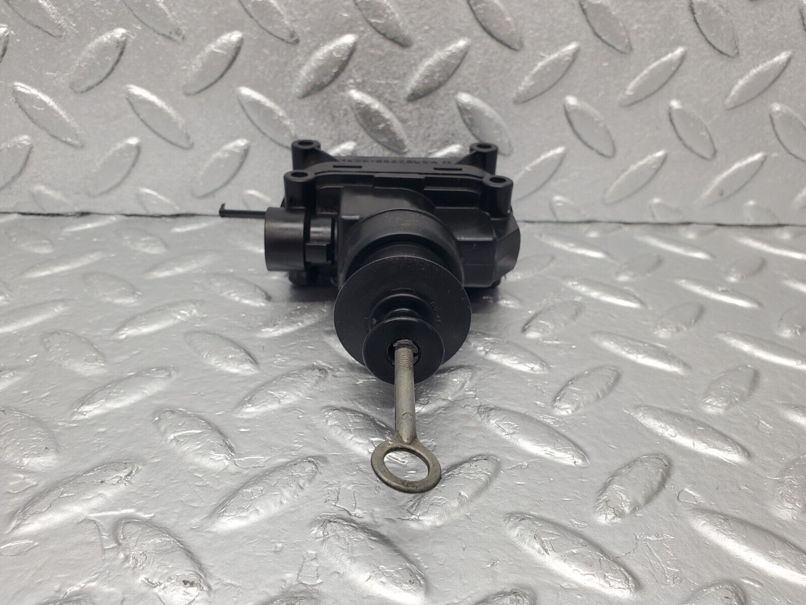 46939 Mercedes-Benz R129 320SL Coupe Right Door Lock Vacuum Actuator