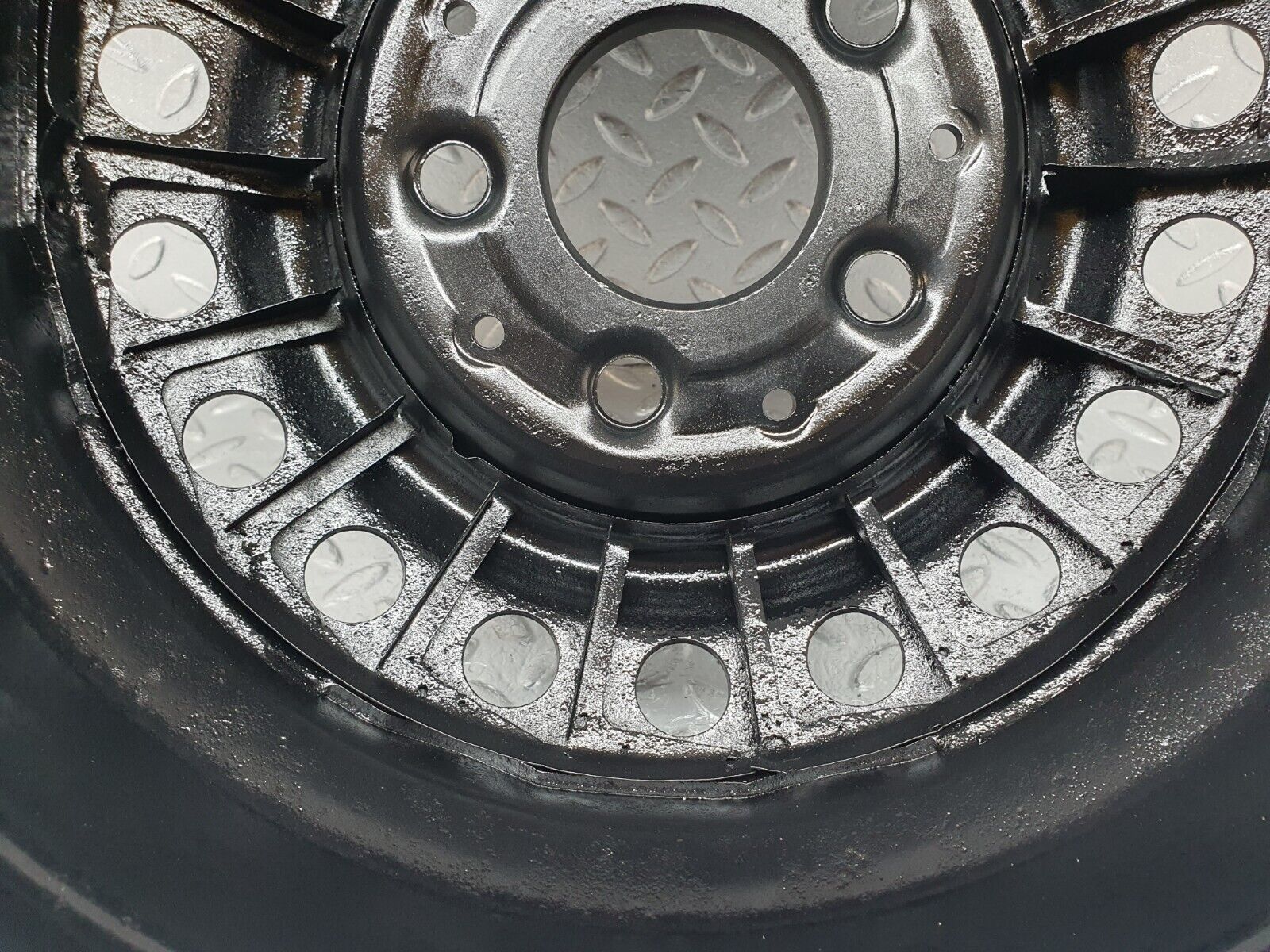 44243 Mercedes-Benz W123 280E Steel Wheel 6.5Jx14H2 1264000702