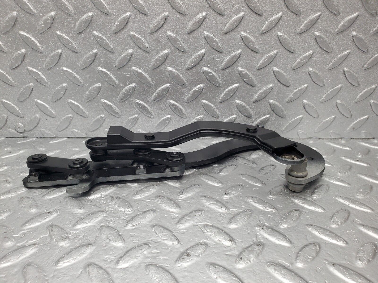 47017 Mercedes-Benz R129 320SL Coupe Trunk Boot Lid Hinge Right Side