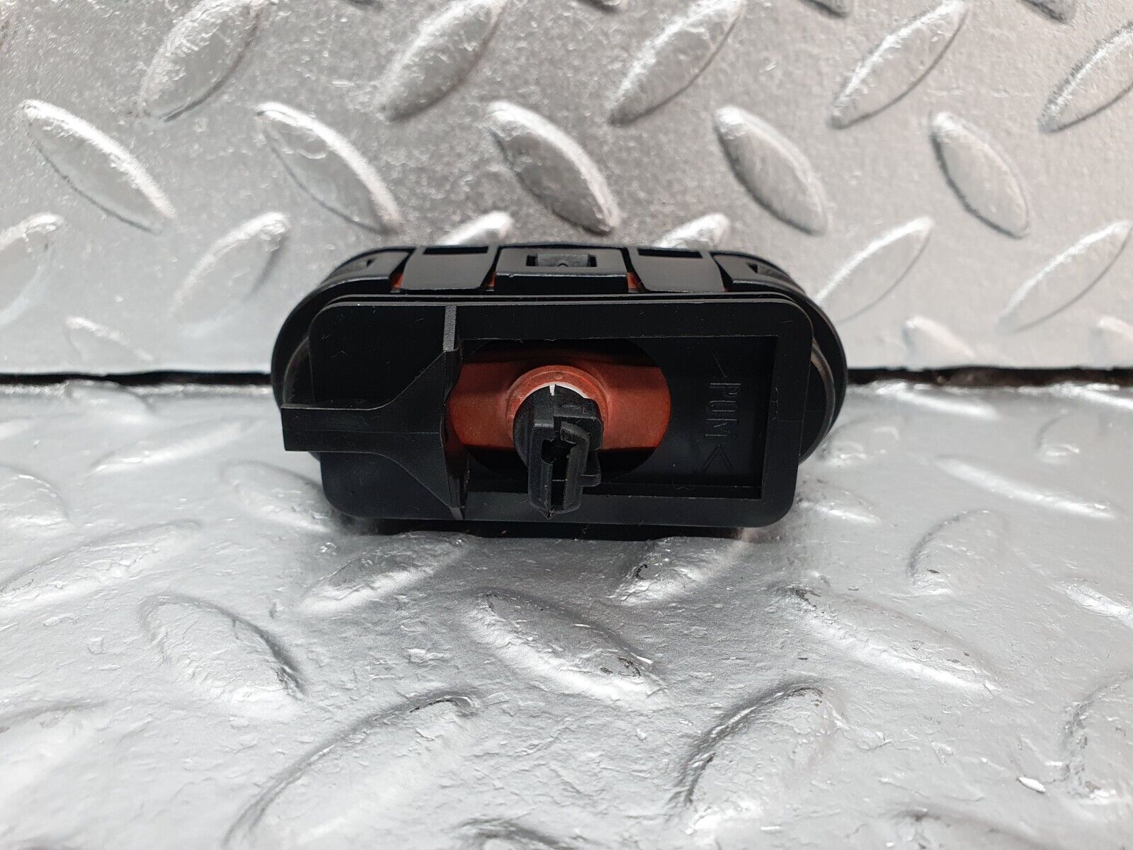 41882 Mercedes-Benz W202 C200 Trunk Lock Vacuum Actuator