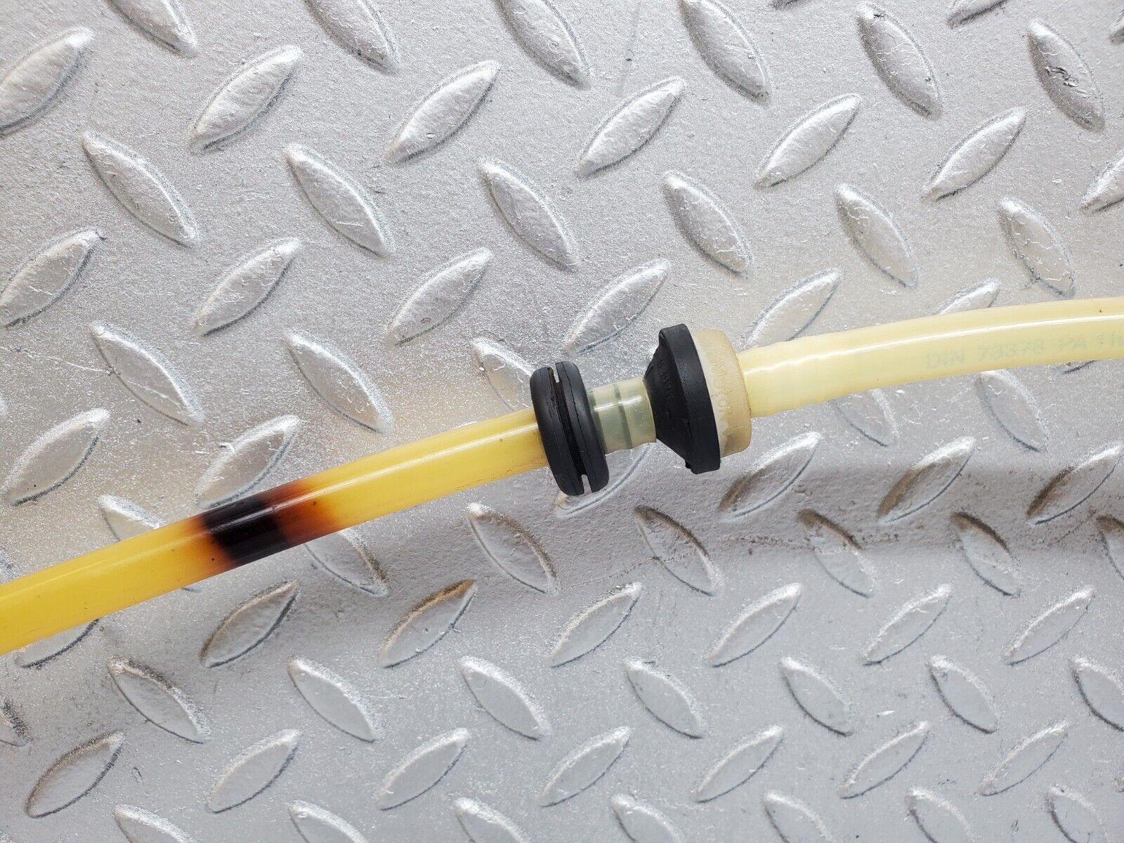 45453 Mercedes-Benz 280E M110.988 Brake Servo Vacuum Pipe