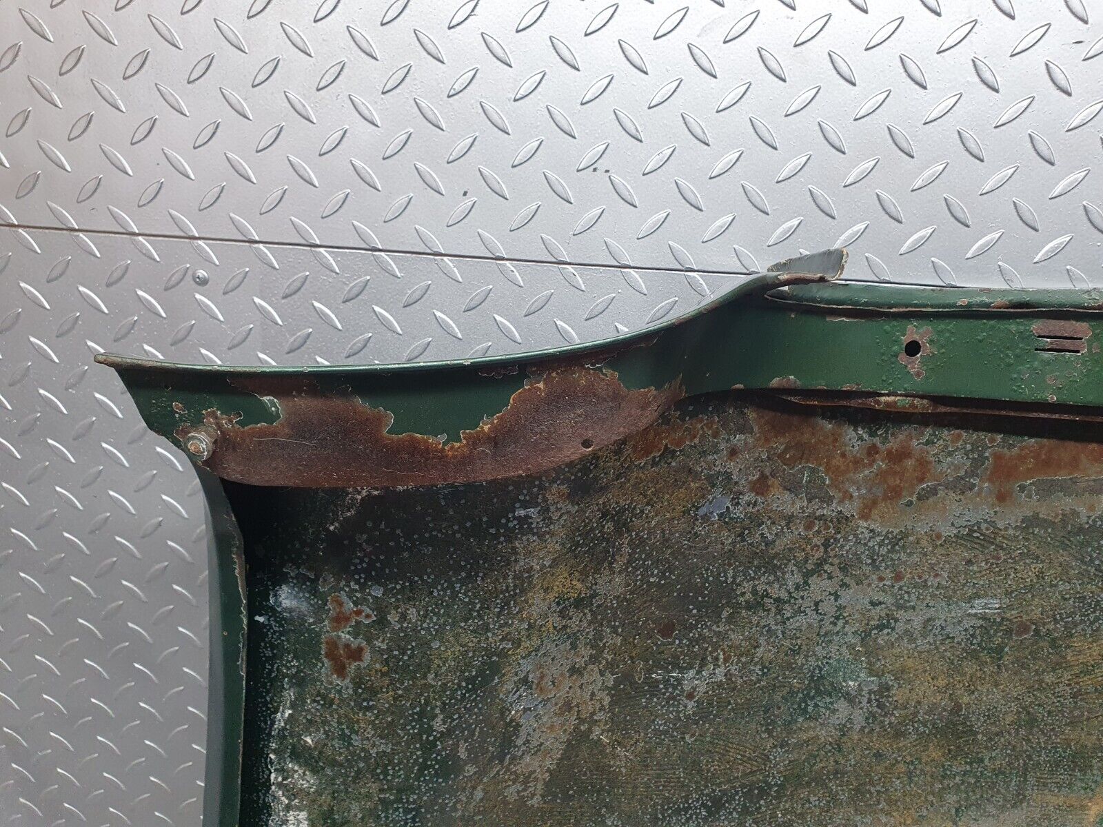 43481 Mercedes-Benz W108 280SE Bonnet