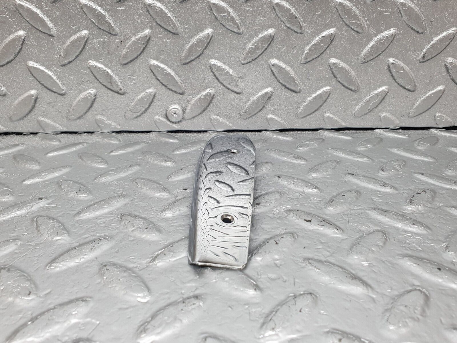 43967 Mercedes-Benz C123 230CE Coupe Left Door Chrome Front Cover