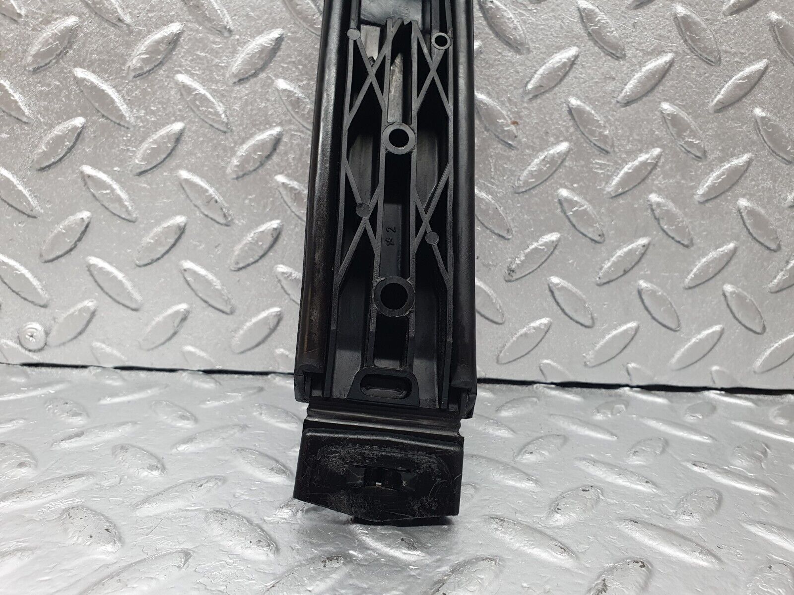 43912 Mercedes-Benz C123 230CE Coupe Accelerator Pedal With Rubber 1233010082