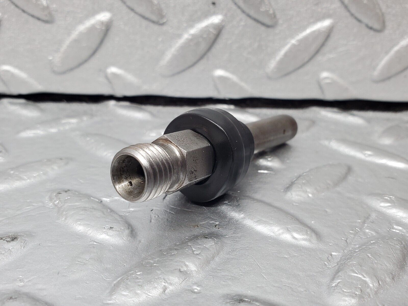 45466 Mercedes-Benz 280E M110.988 Fuel Injector Bosch 0437502010