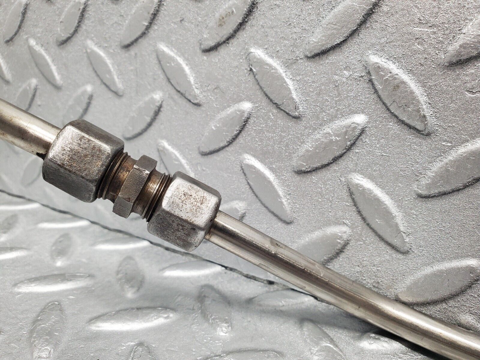 46731 Mercedes-Benz C123 280CE Coupe EGR Valve Hose Pipe