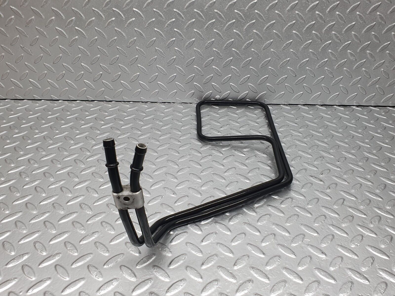 41987 Mercedes-Benz W202 C200 Oil Cooling Pipe