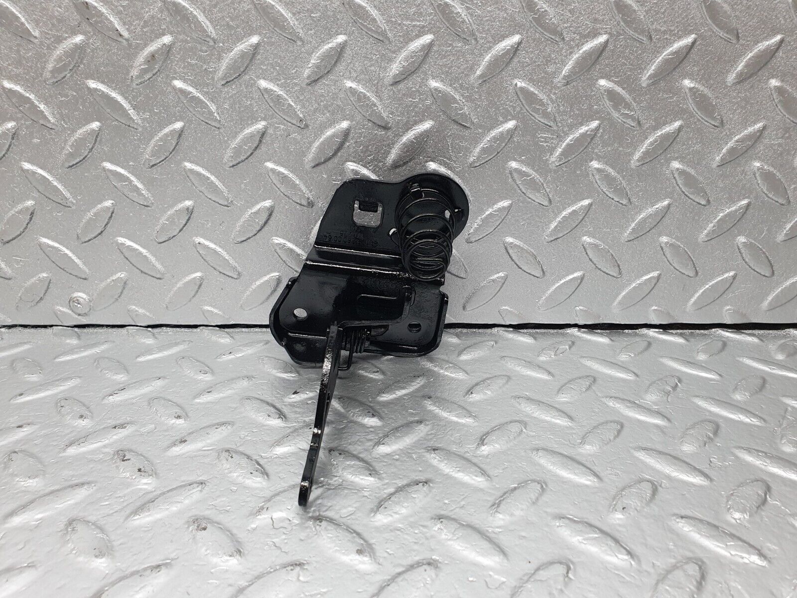 42301 Mercedes-Benz R129 320SL Coupe Bonnet Release Latch 1298800064