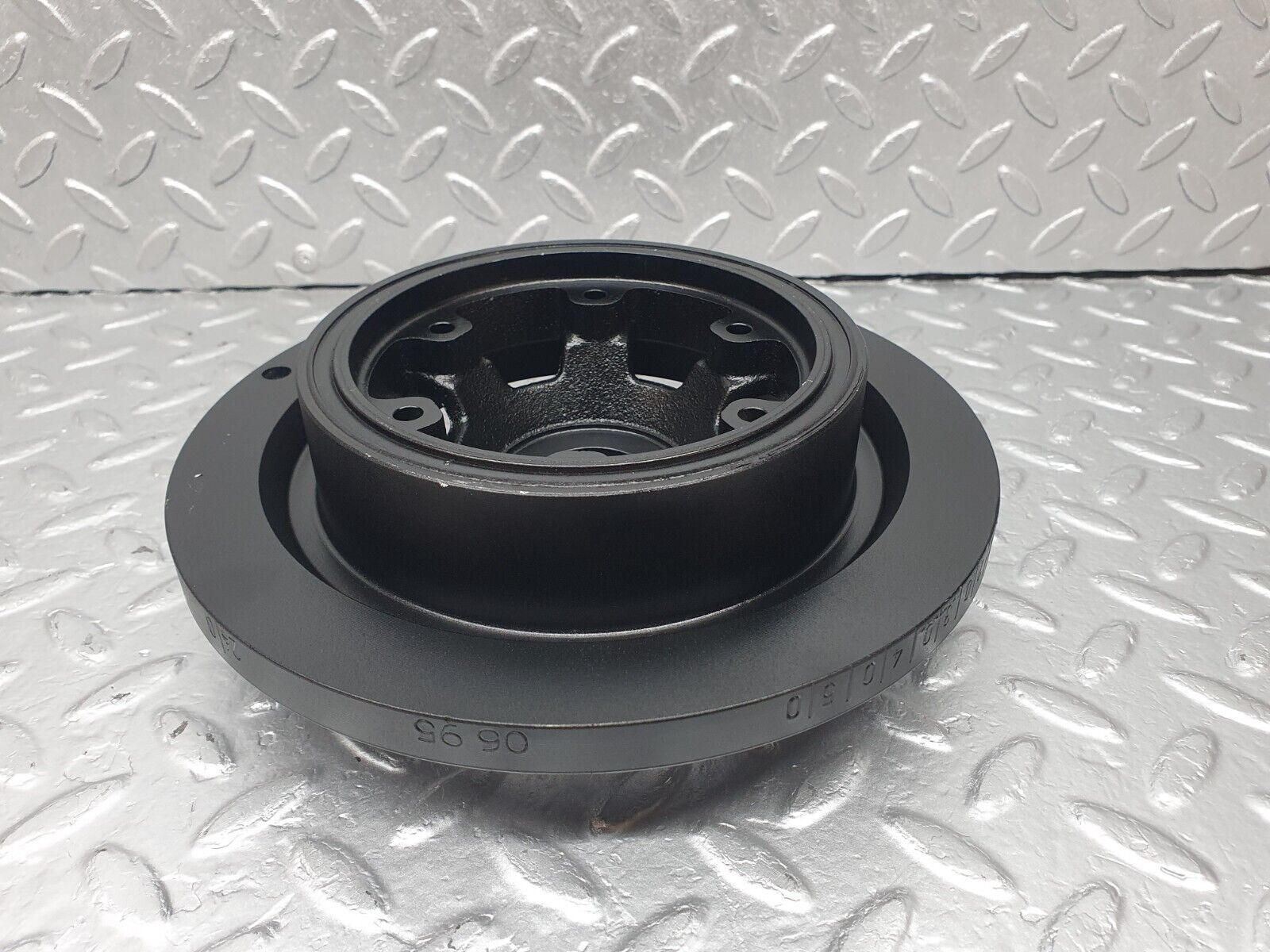 42466 Mercedes-Benz R129 320SL Coupe Crankshaft Vibration Damper 1040301703