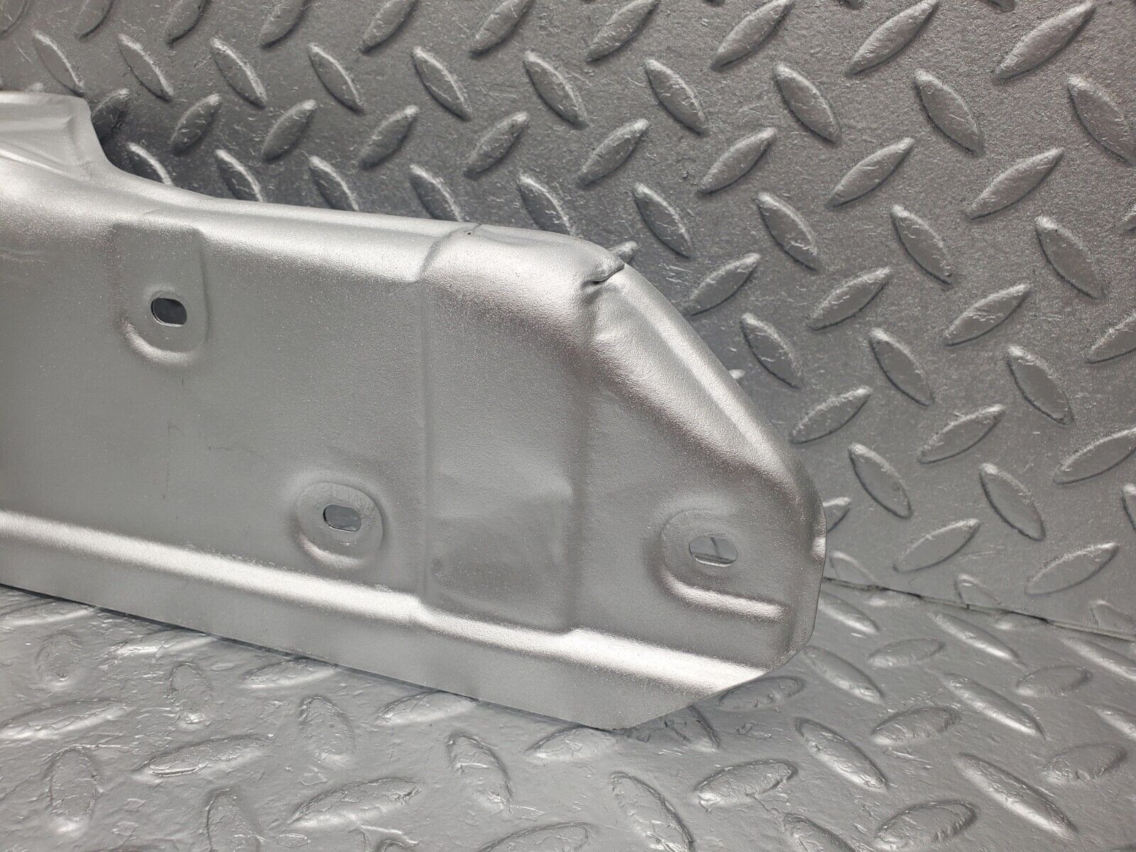 46171 Mercedes-Benz W124 280E Engine Mount Heat Shield Right Side