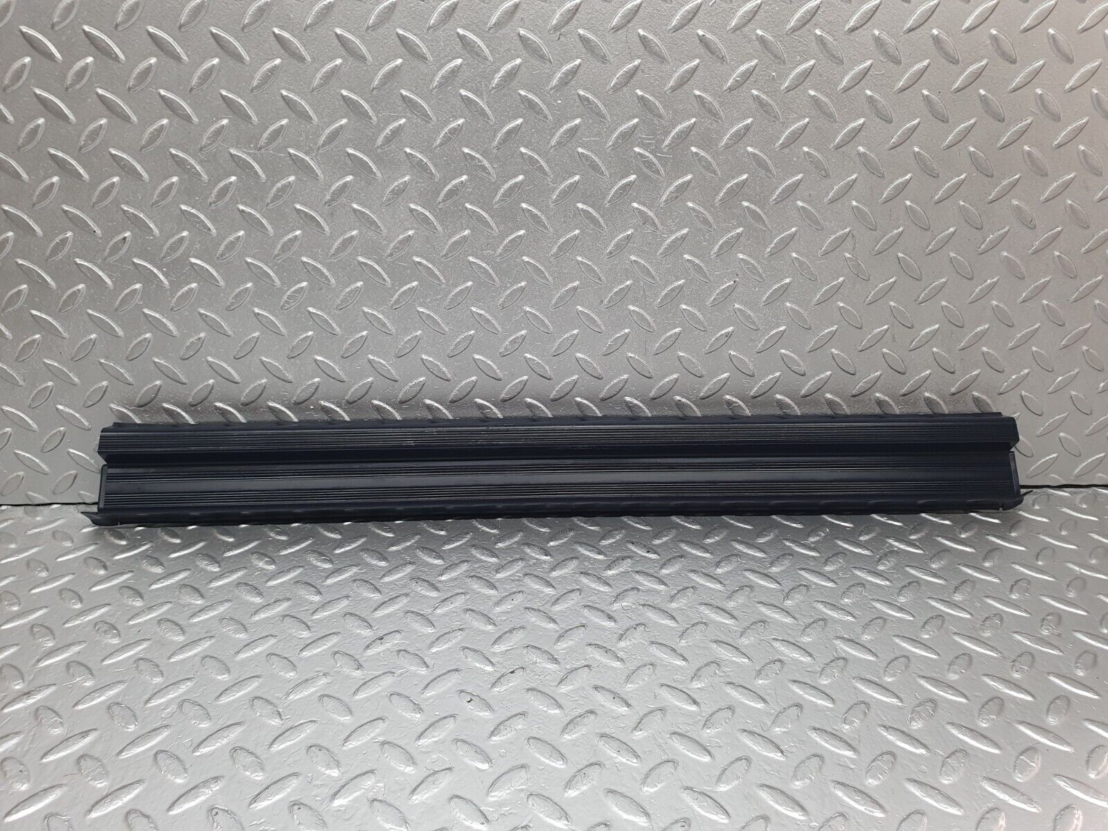 42713 Mercedes-Benz W201 190 2.0L Front Right Door Sill Blue