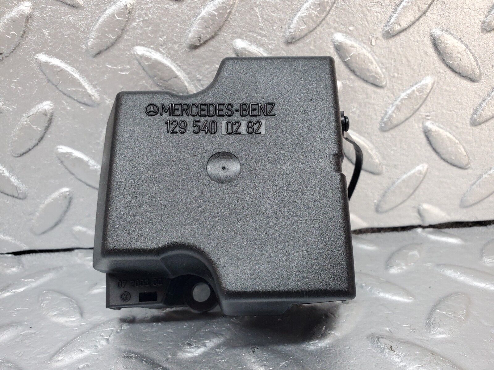 45023 Mercedes-Benz R129 300SL Coupe Fuse Box 1295400350 1295400282