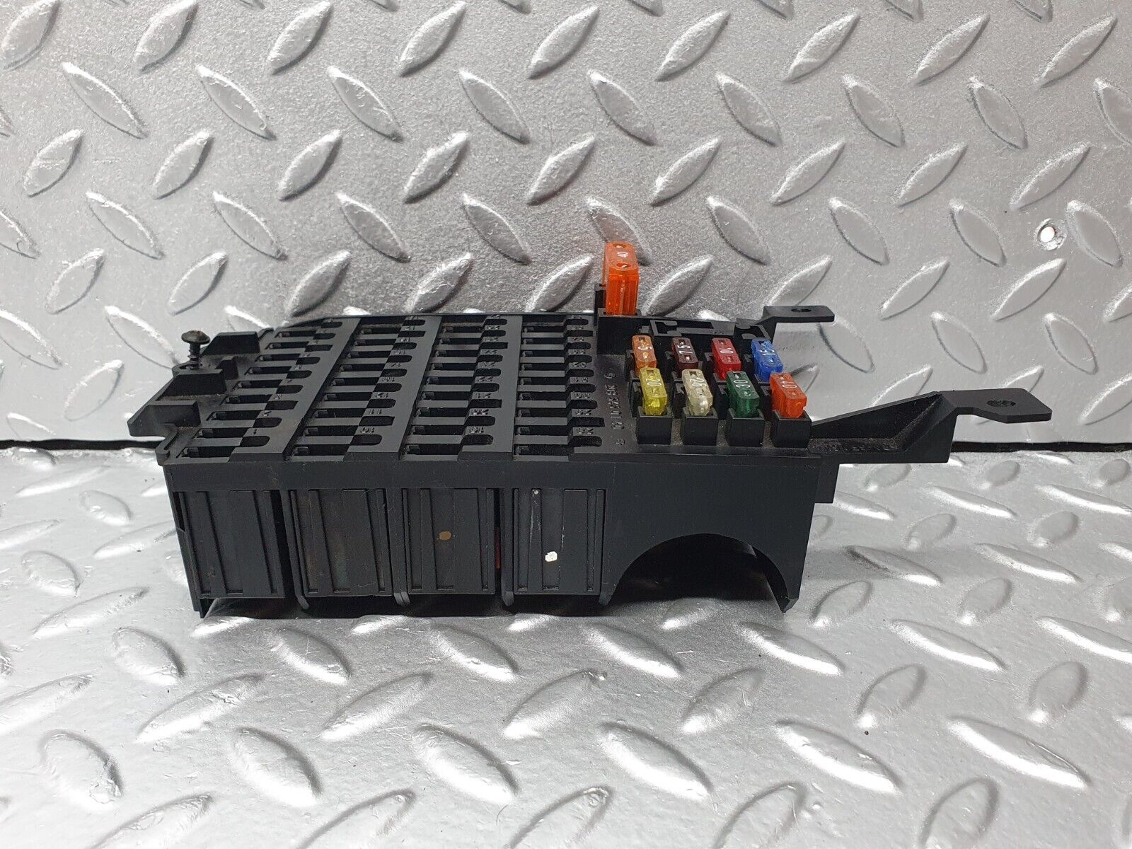 41816 Mercedes-Benz W202 C200 Fuse Box 2085450140