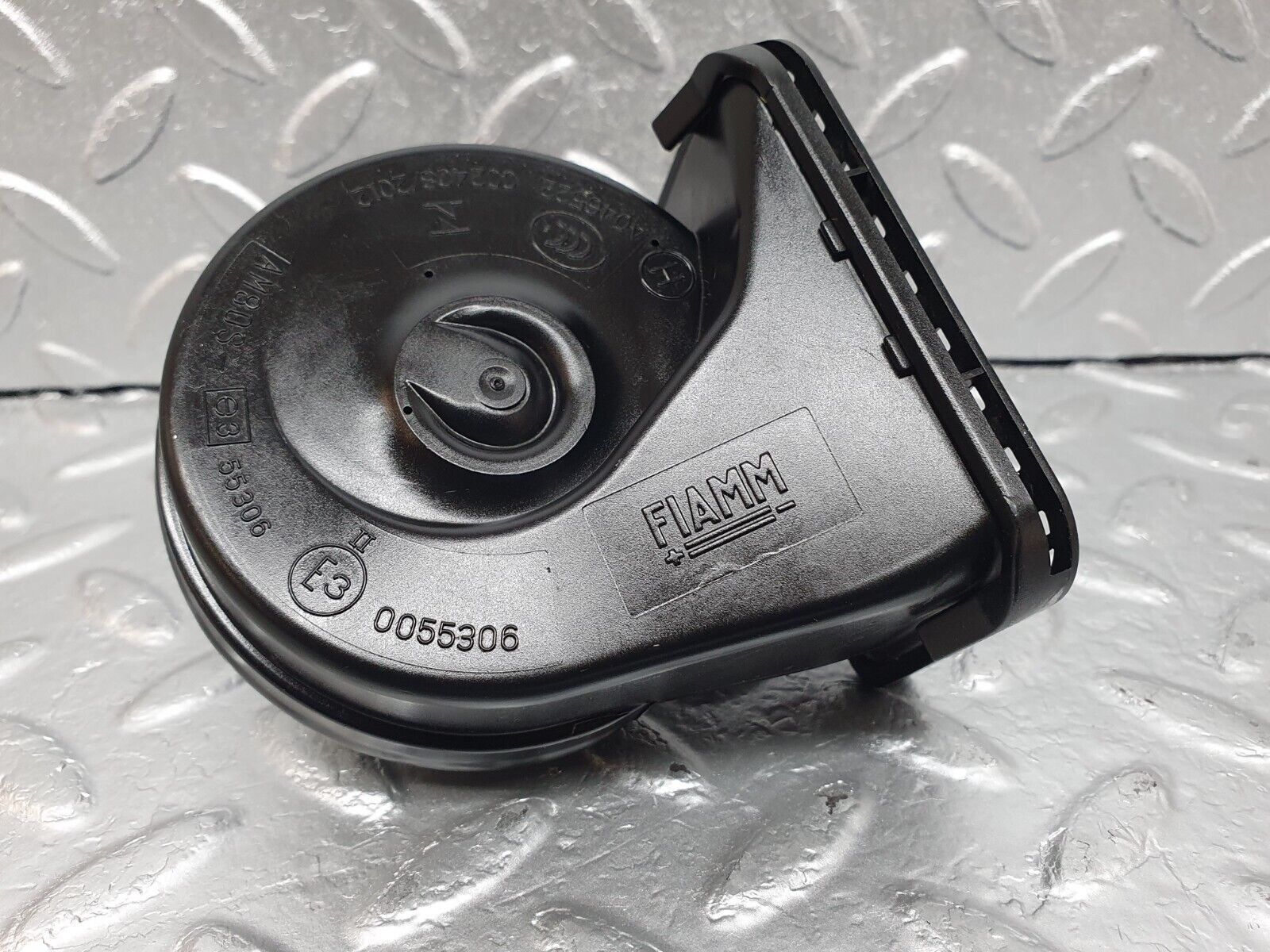 42174 Mercedes-Benz R129 320SL Coupe Horn Fiamm AM80S 0065421820