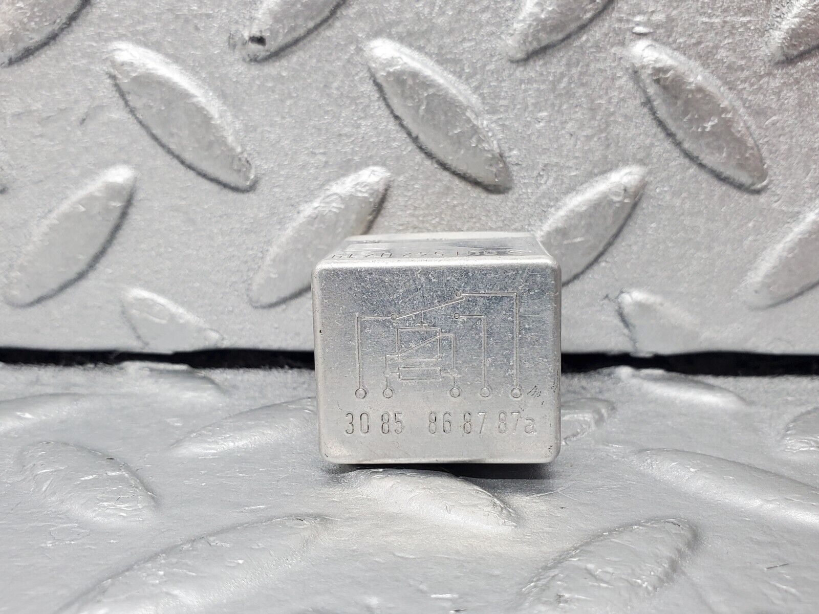 45534 Mercedes-Benz W126 420SE Multi Purpose Relay 0015420219