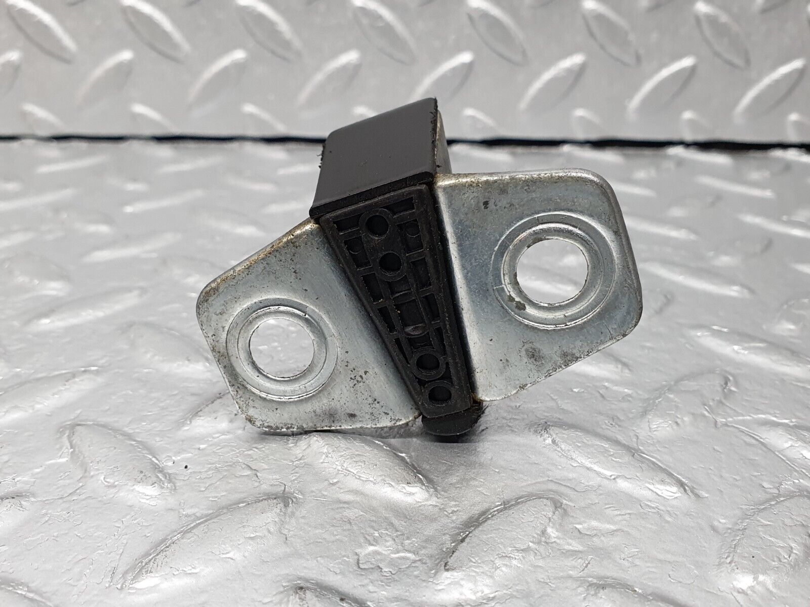 41693 Mercedes-Benz W124 200E Door Lock Latch