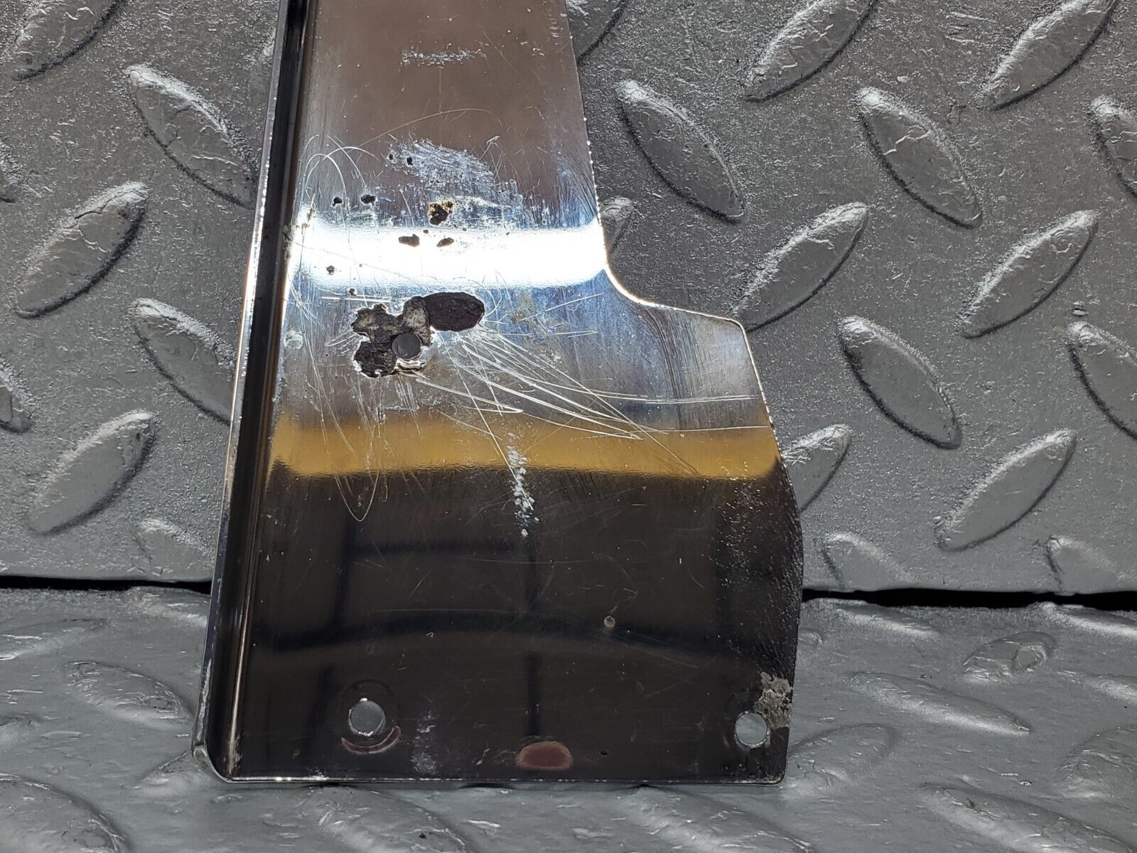 44968 Mercedes-Benz R129 300SL Coupe Left Door Chrome Cover