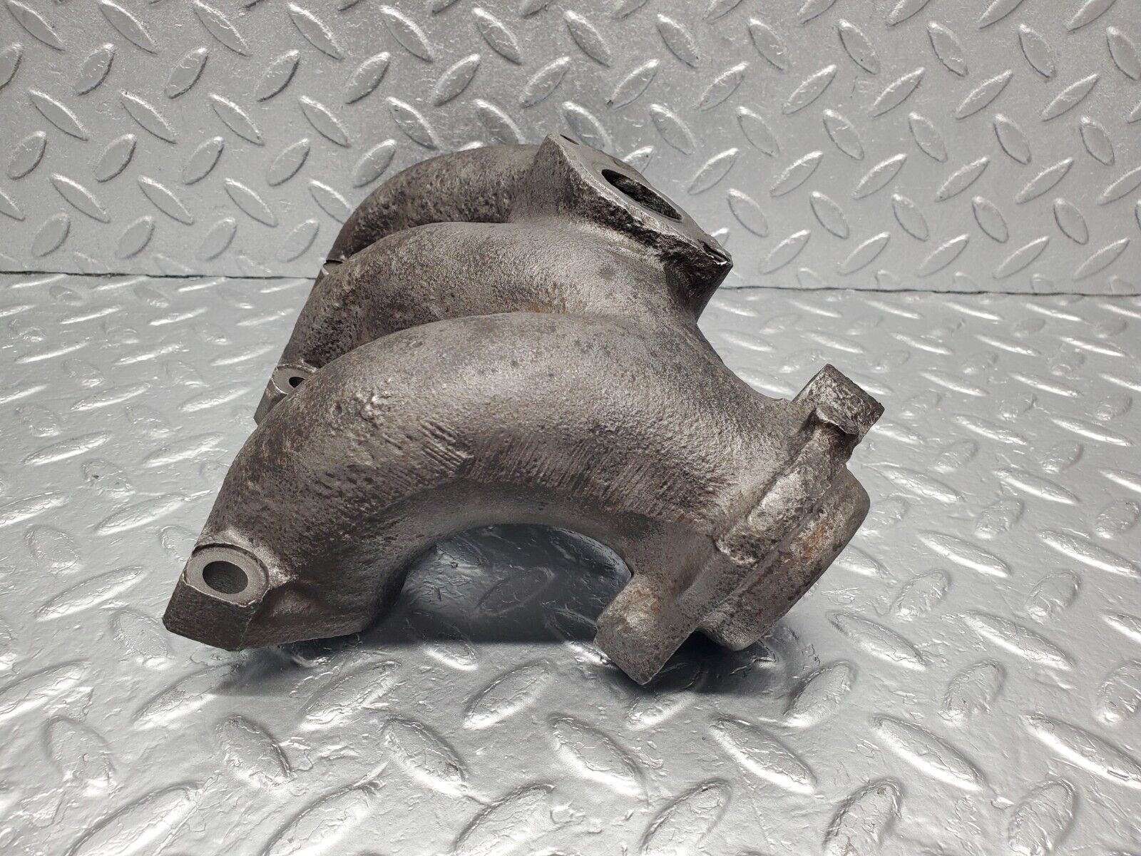 46706 Mercedes-Benz C123 280CE Coupe Exhaust Manifold Cylinder 1-3 1101424302