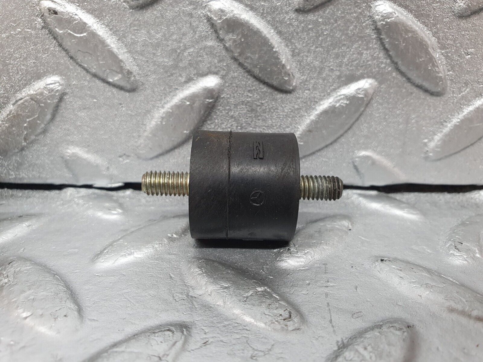 44089 Mercedes-Benz C123 230CE Coupe Air Filter Box Housing Holder 3x