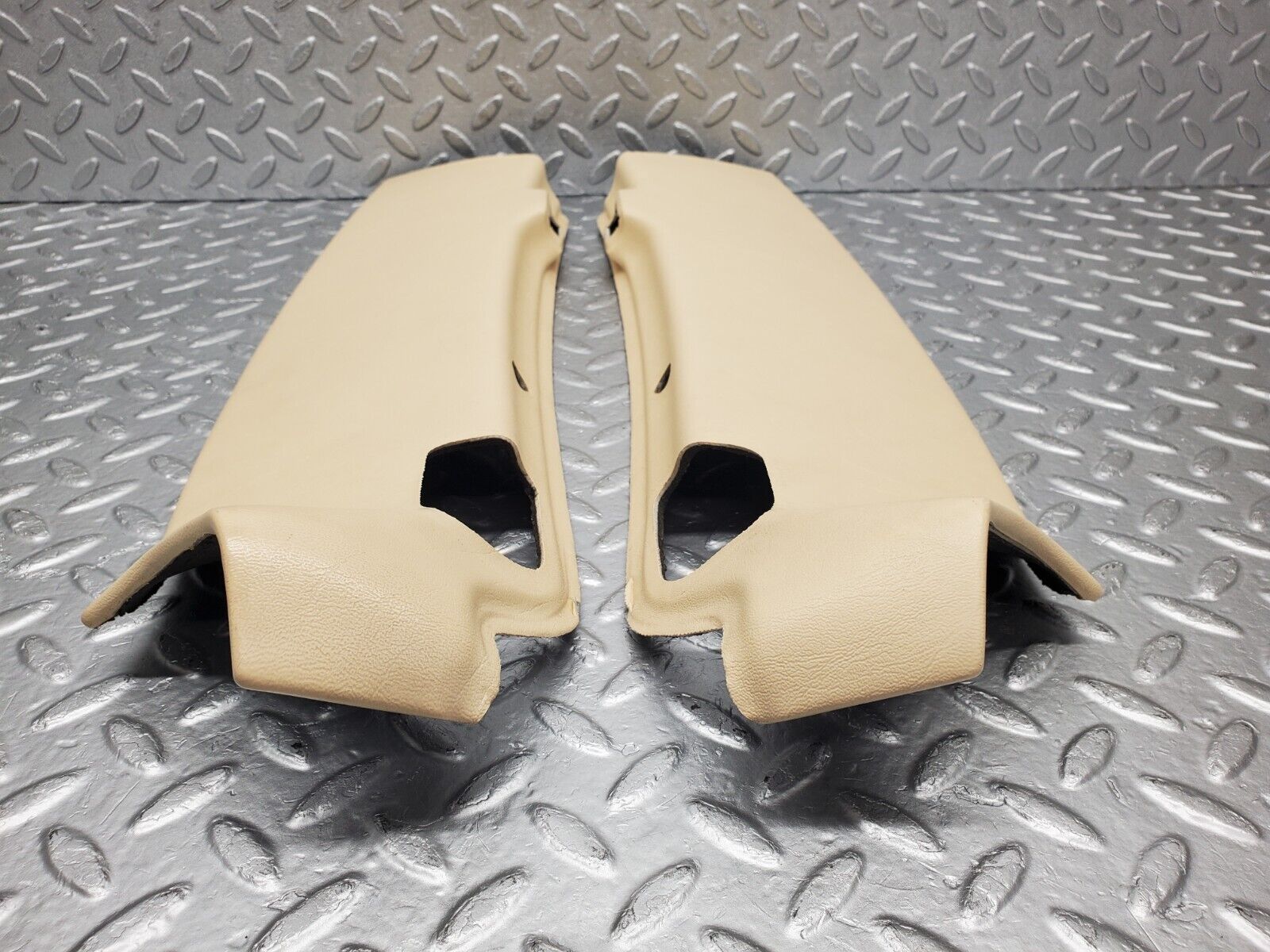 46765 Mercedes-Benz R129 320SL Coupe Roof Headlining Panel Beige 1296900225 1296900125