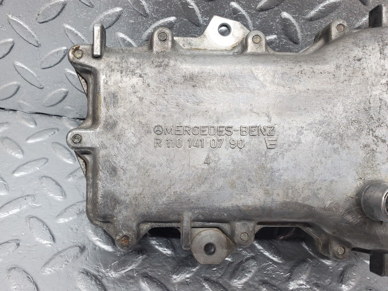 44305 Mercedes-Benz W123 280E Air Flow Mass Meter Sensor Bosch 0438120115