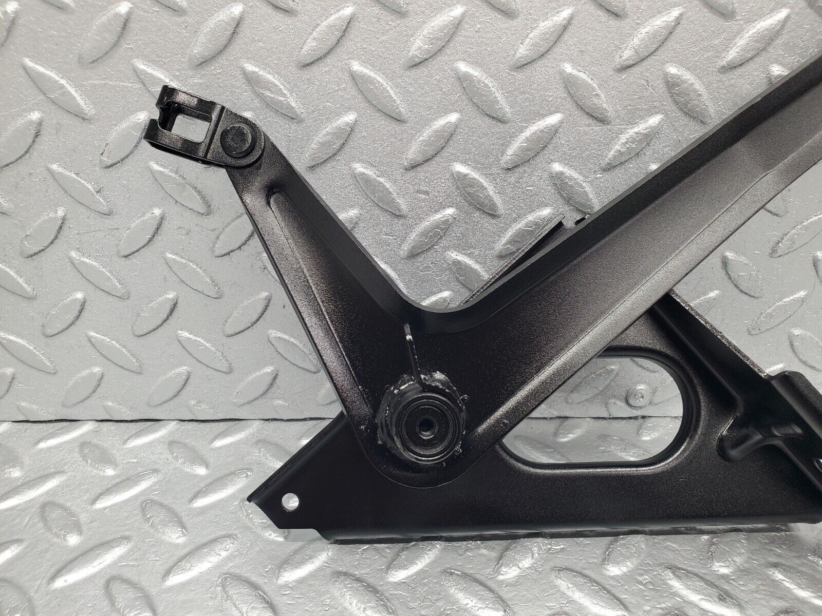 46564 Mercedes-Benz C123 280CE Coupe Handbrake Regulator