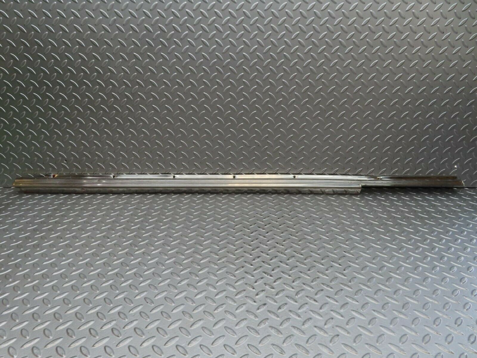 15567 Mercedes-Benz R107 450SL Right Door Sill Chrome