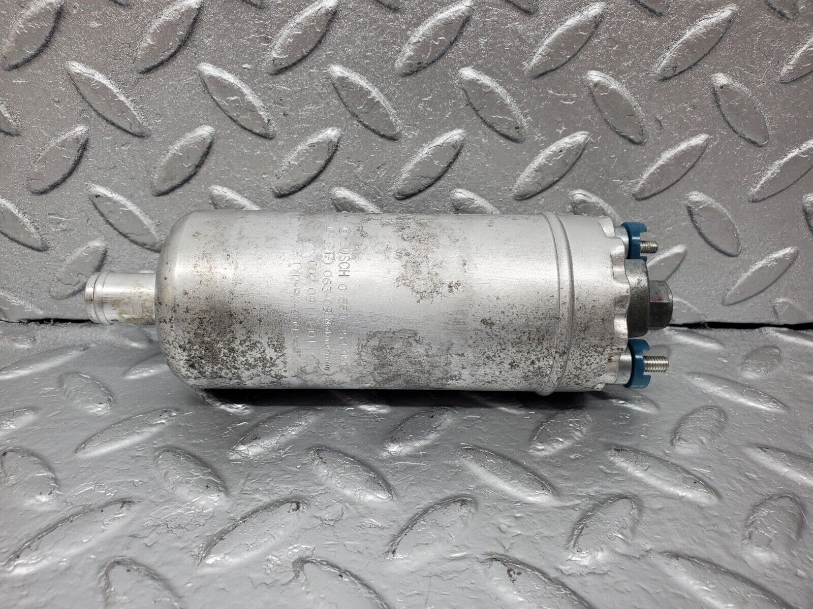 45086 Mercedes-Benz R129 300SL Coupe Fuel Pump Bosch 0020915901 0580254950