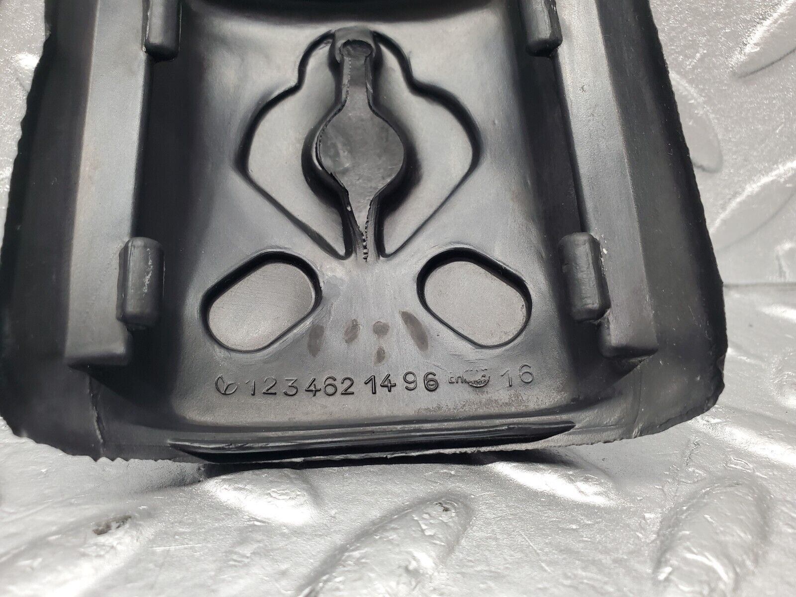 46360 Mercedes-Benz C123 280CE Coupe Steering Column Switch Cover 1234621496