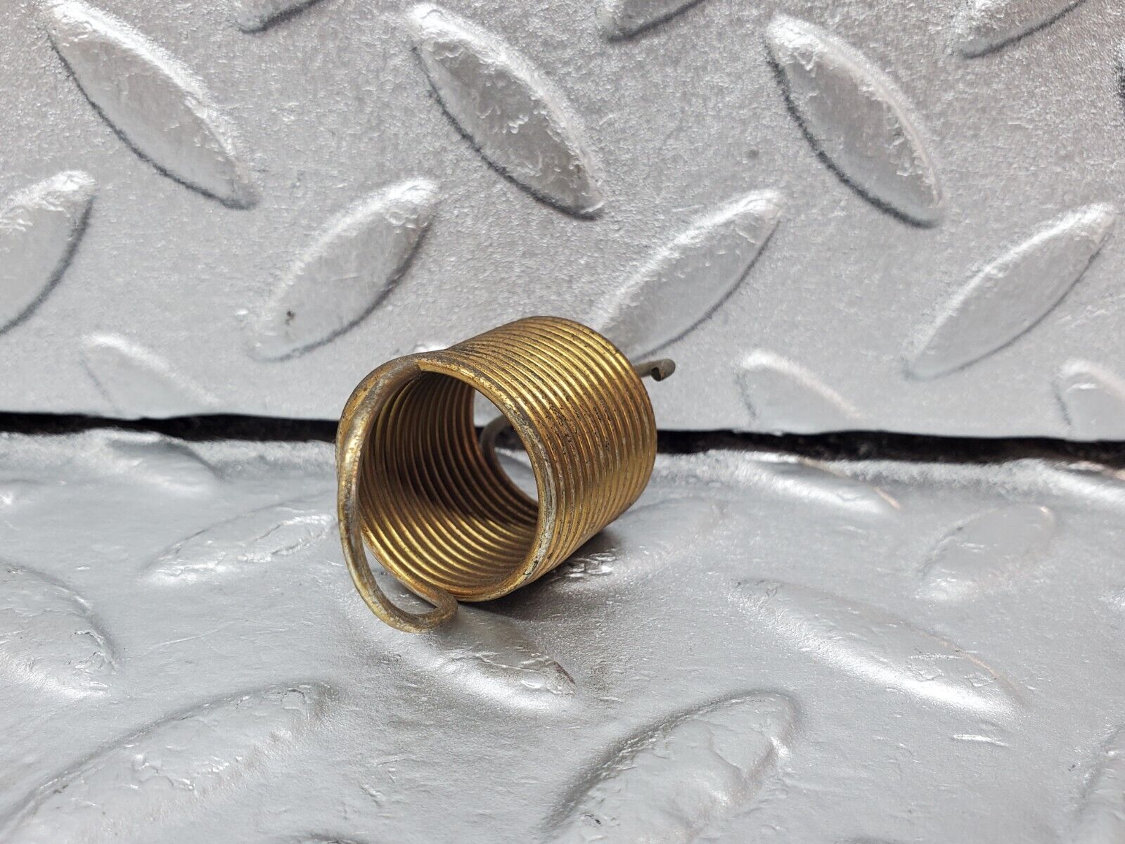 45781 Mercedes-Benz W126 420SE Accelerator Pedal Linkage Spring