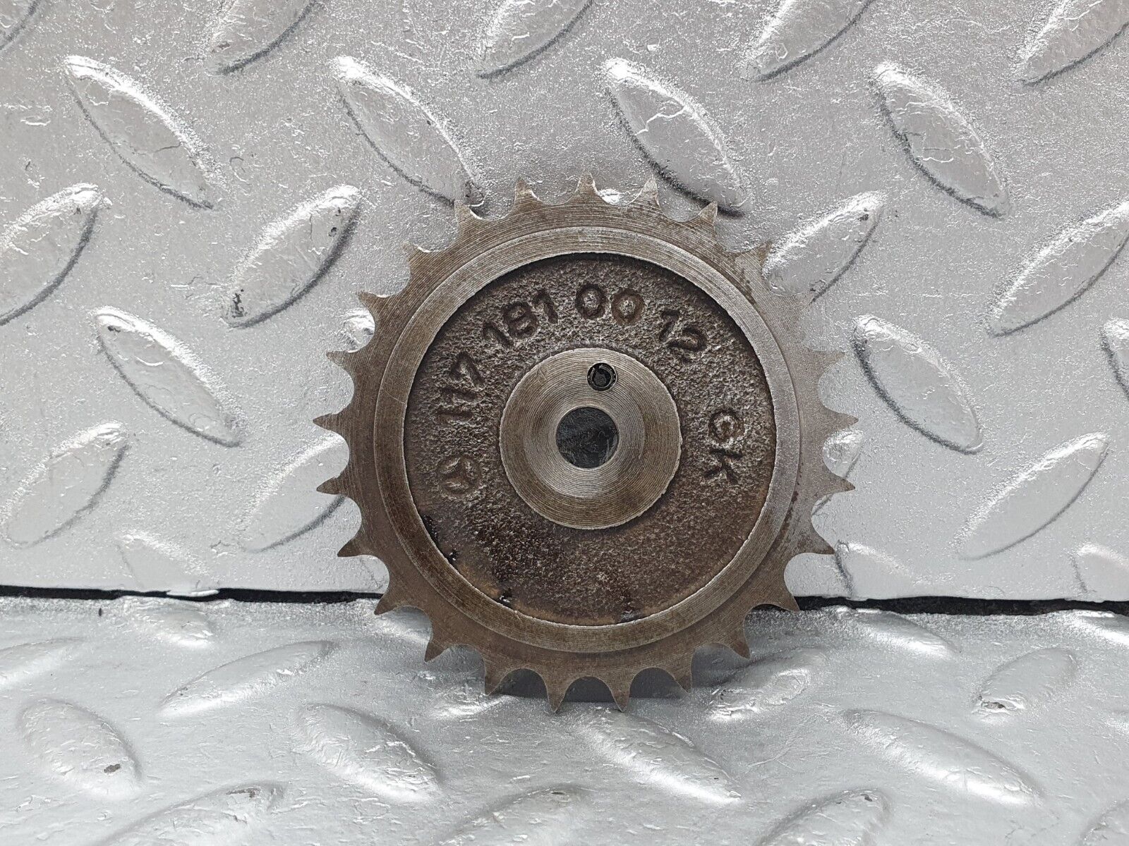 43836 Mercedes-Benz C126 380SEC Coupe Oil Pump Gear Sprocket 1171810012