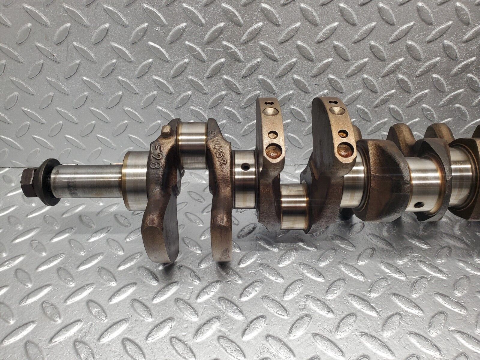 46238 Mercedes-Benz W124 280E Crankshaft